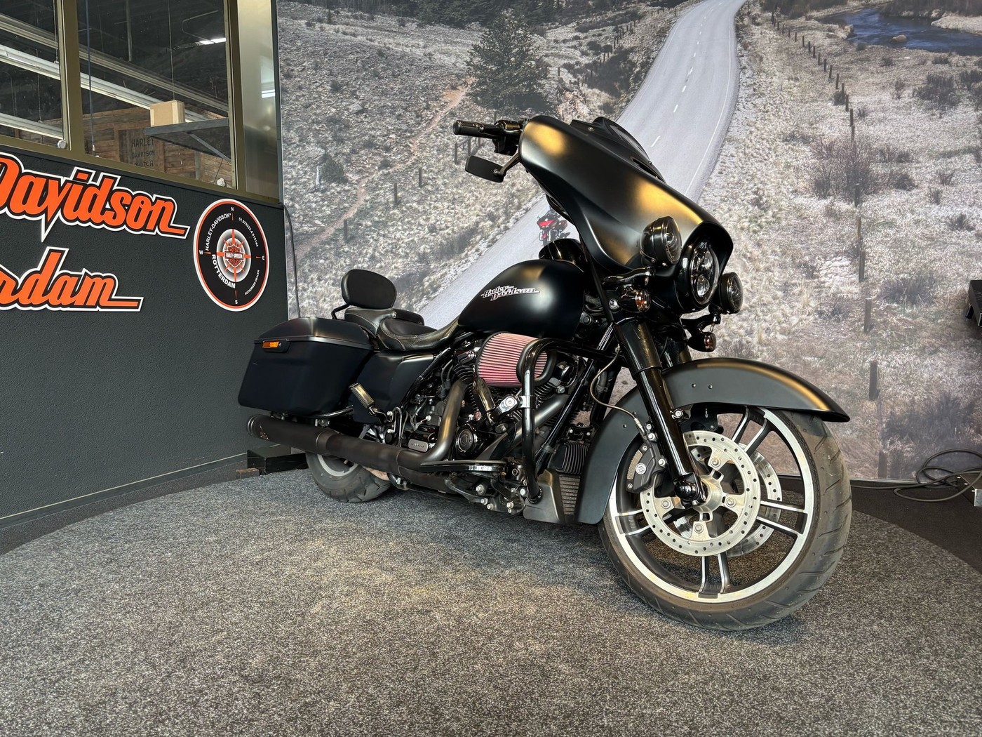 Harley-Davidson FLHXS STREET GLIDE SPECIAL