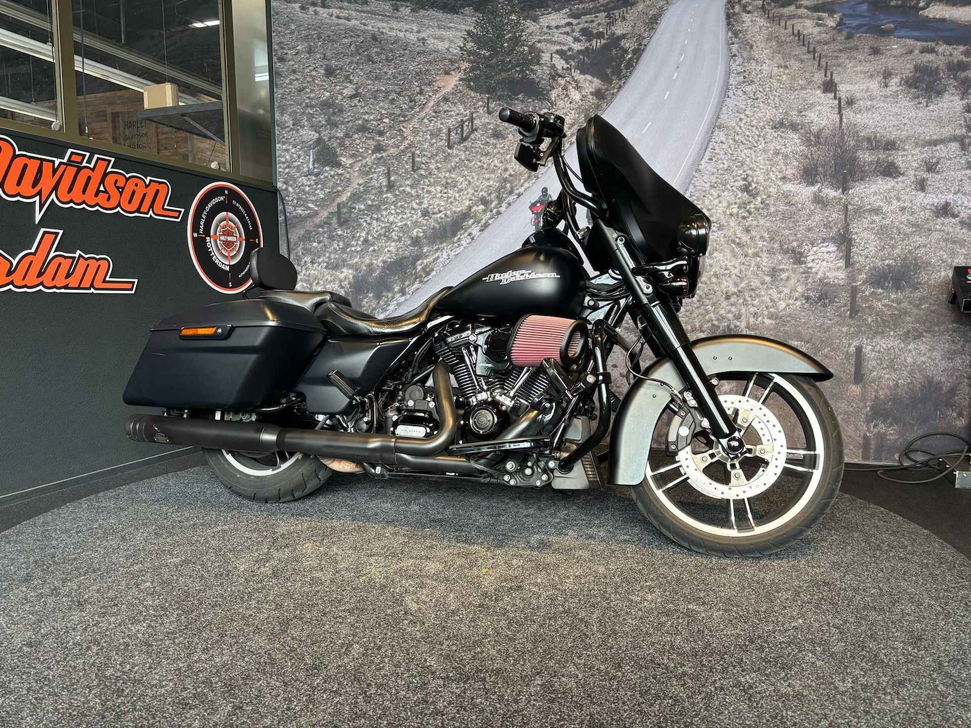 Harley-Davidson FLHXS STREET GLIDE SPECIAL - 7/7