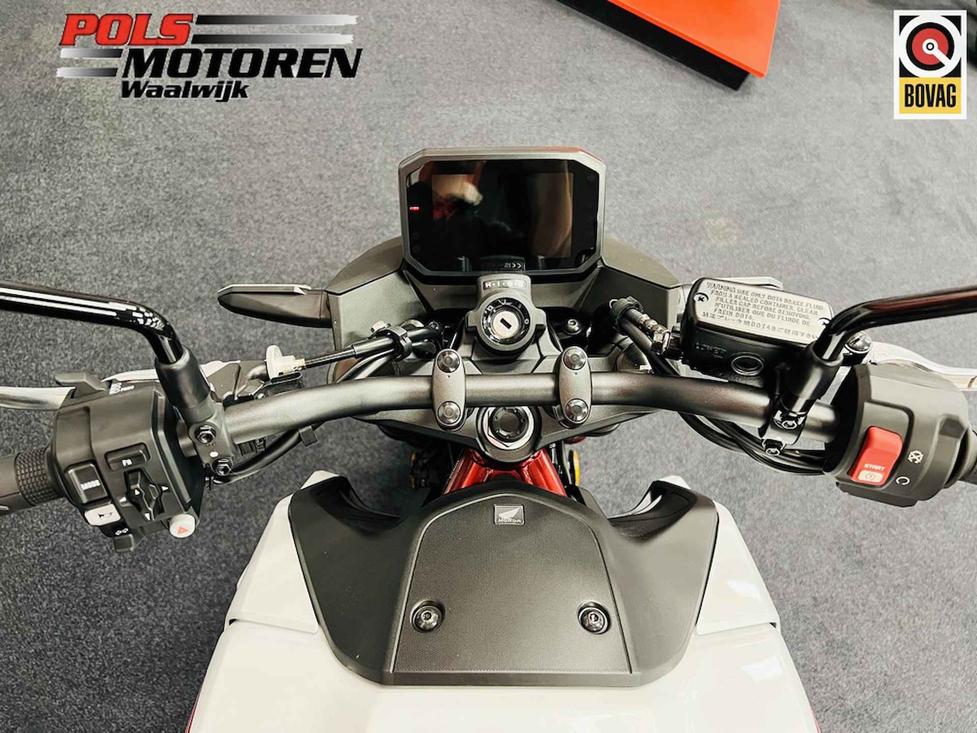 Honda CB 750 AP Hornet DEMO - 3/18