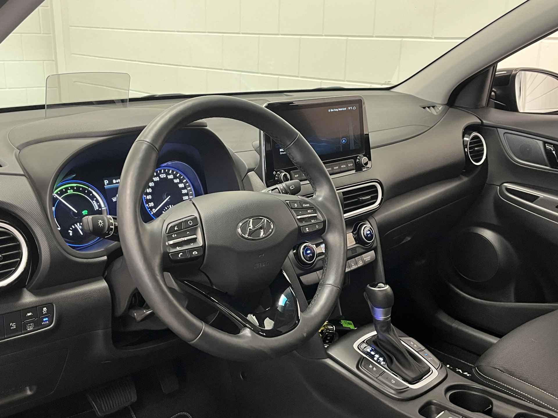 Hyundai KONA 1.6 GDI HEV Premium Sky LEDER | LED | OPEN DAK | NAVIGATIE | ZEER LUXE AUTO! - 16/50