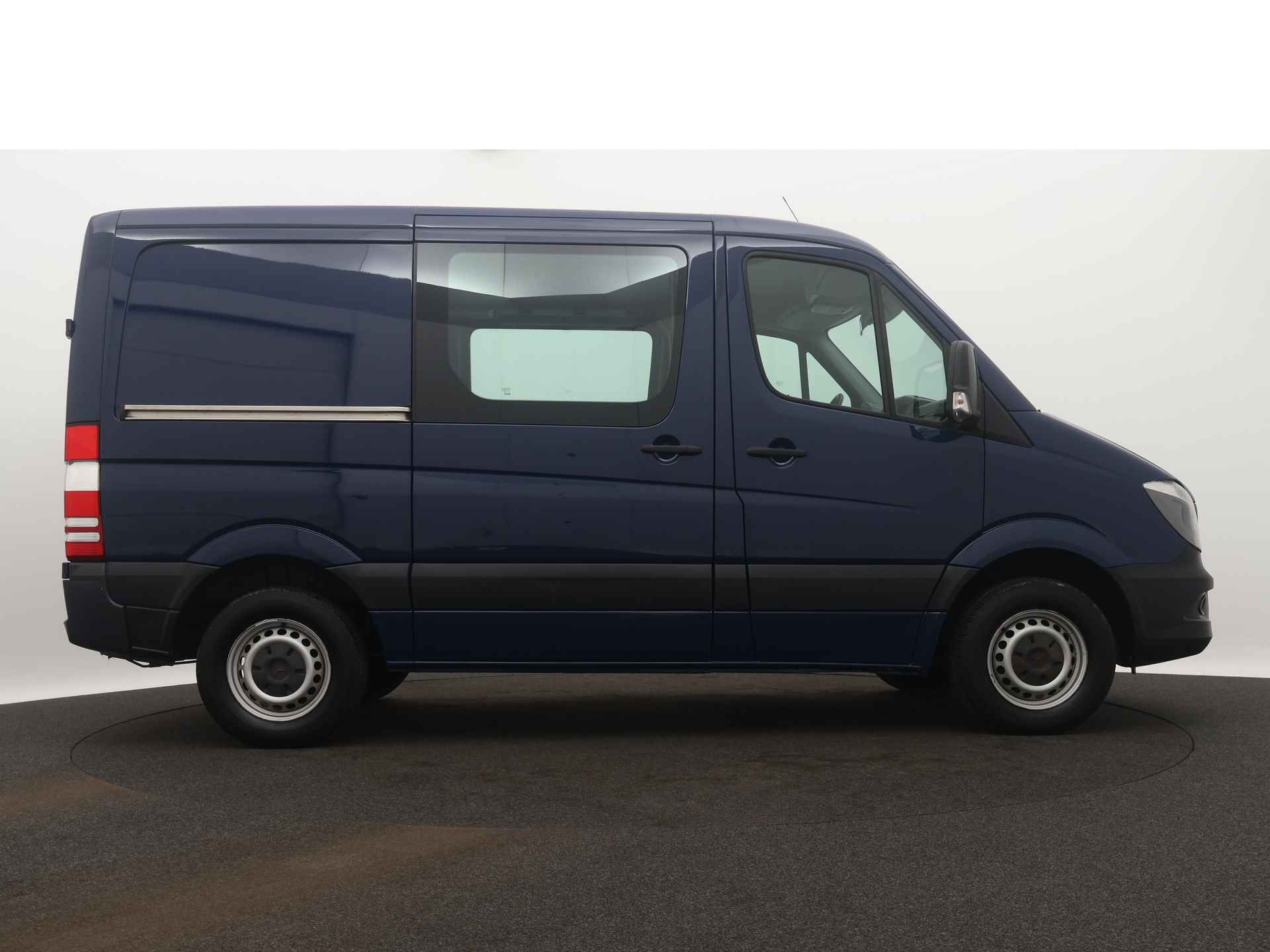 Mercedes-Benz Sprinter 210 2.2 CDI 325 HD Direct leverbaar! Rolstoelbus / Kniegas / Rolstoellift - 10/40