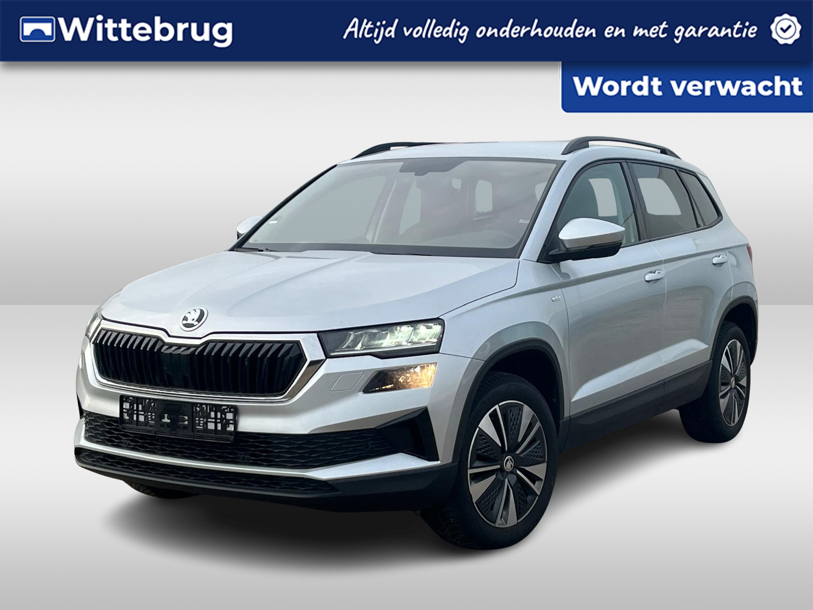 Škoda Karoq 1.5 TSI 150pk DSG Ambition / Virtual Cockpit / Camera / LED Koplampen / Voorruit Verwarming / Keyless / Alarm / Stuur en Stoelverwarming V+A / Virtual Pedal / 17'' LMV