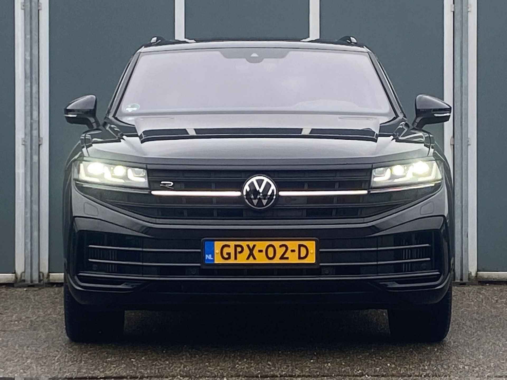 Volkswagen Touareg  3.0 V6 TSI eHybrid R 4Motion 463pk | Night Vision | NW Model - 35/41