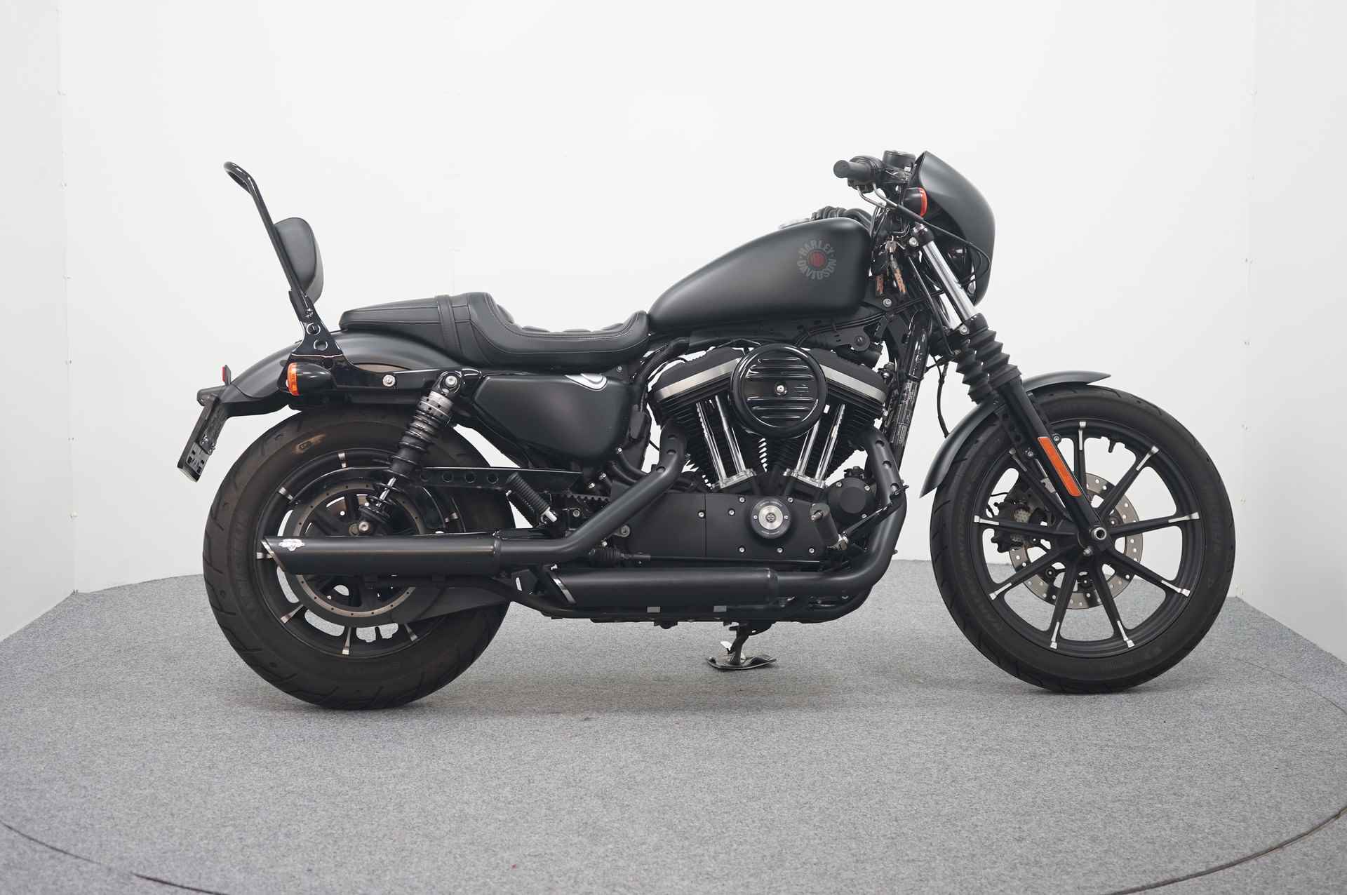 Harley-Davidson IRON 883