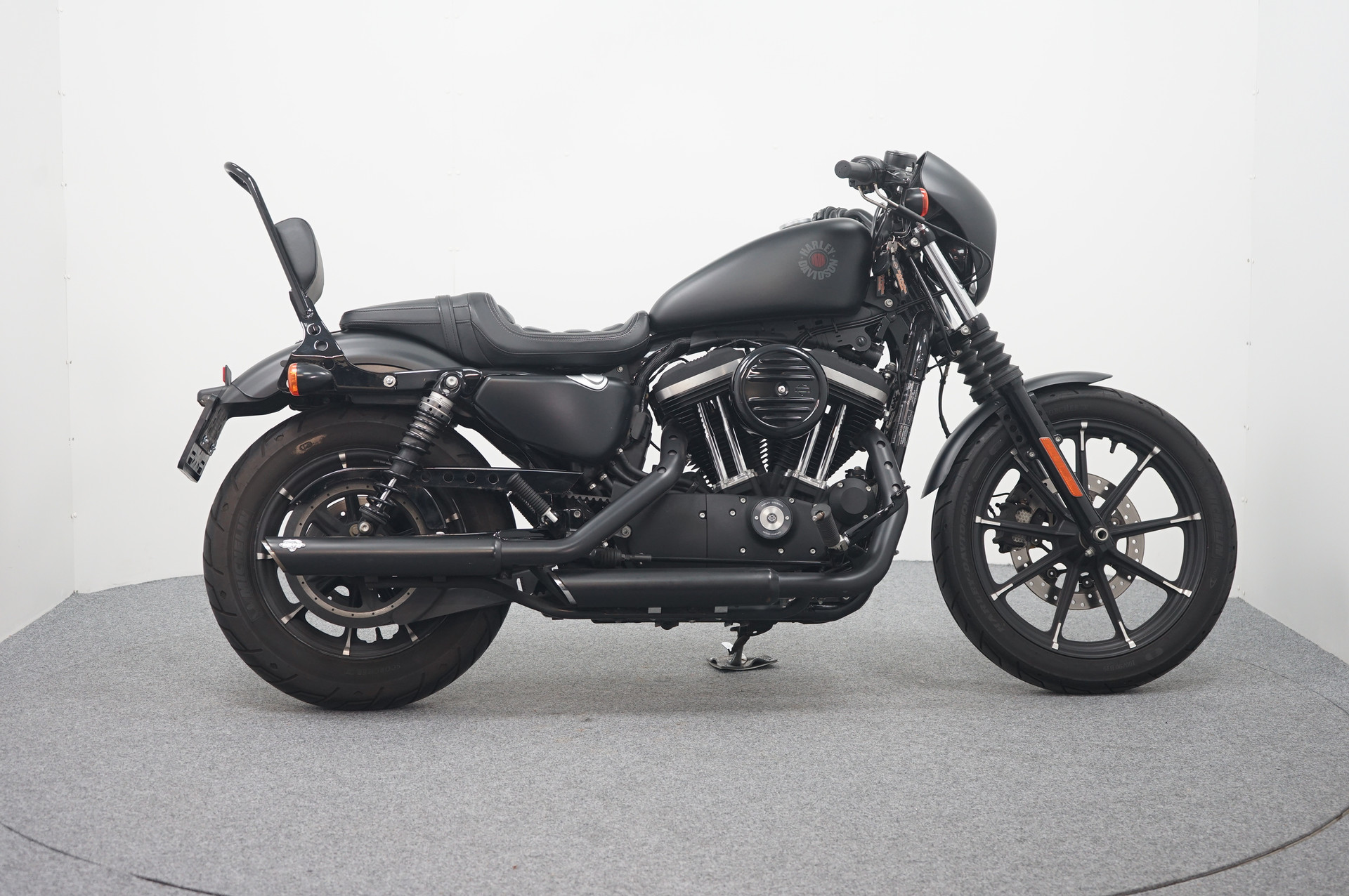 Harley-Davidson SPORTSTER IRON XL883 N