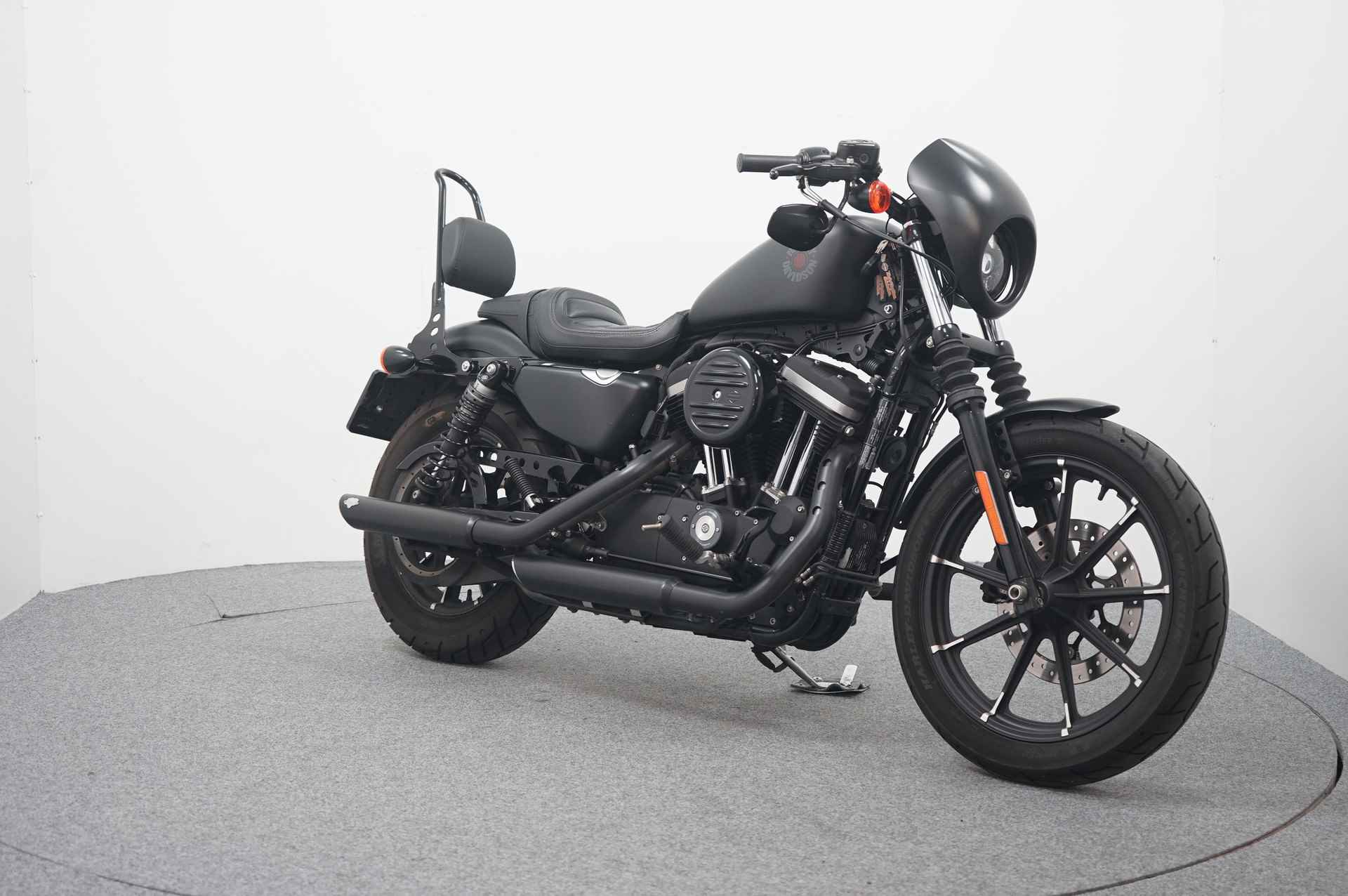 Harley-Davidson SPORTSTER IRON XL883 N - 2/15