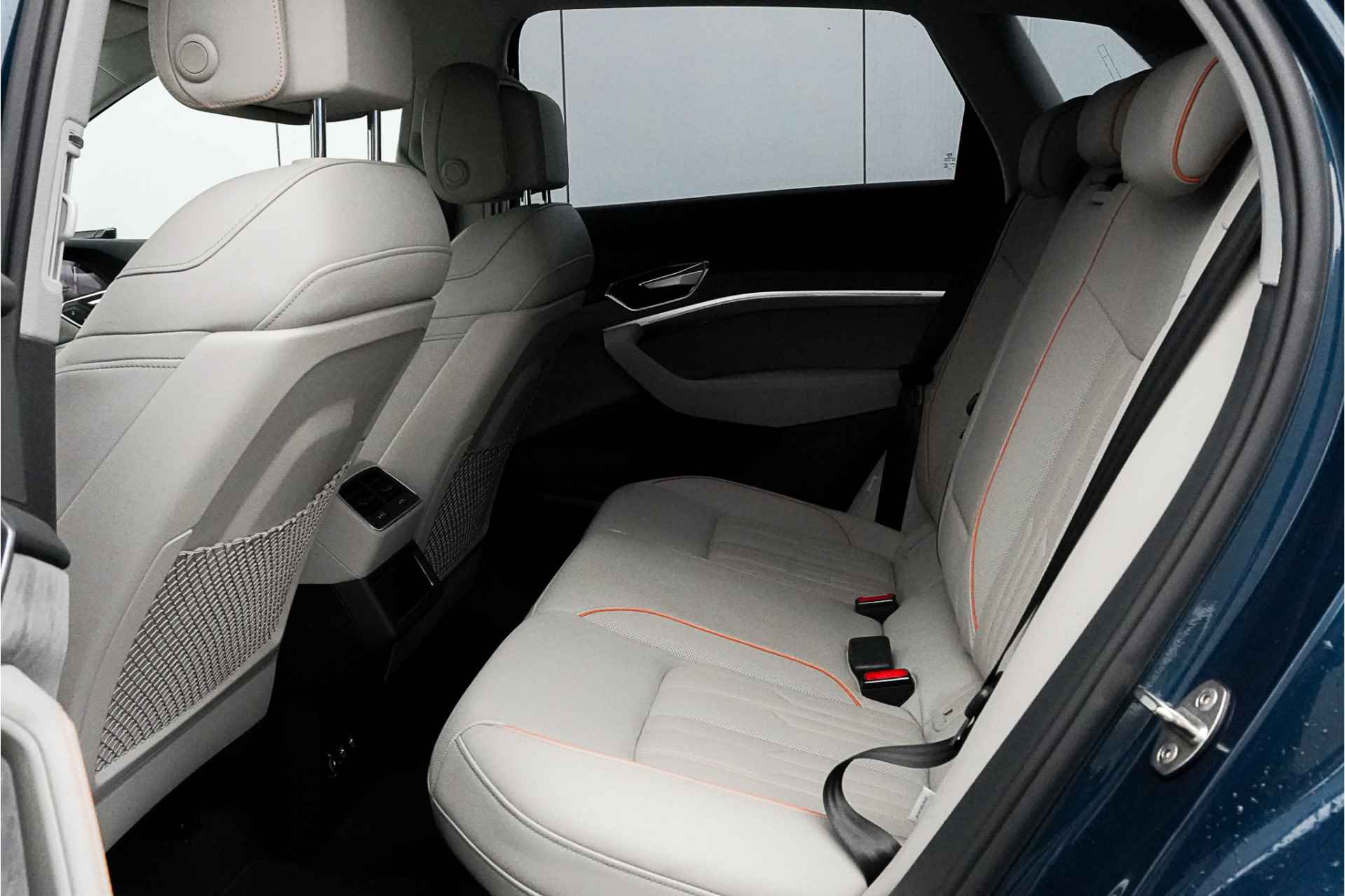 Audi e-tron e-tron 55 quattro 95 kWh | Virtual Mirrors | Bang&Olufsen - 9/38