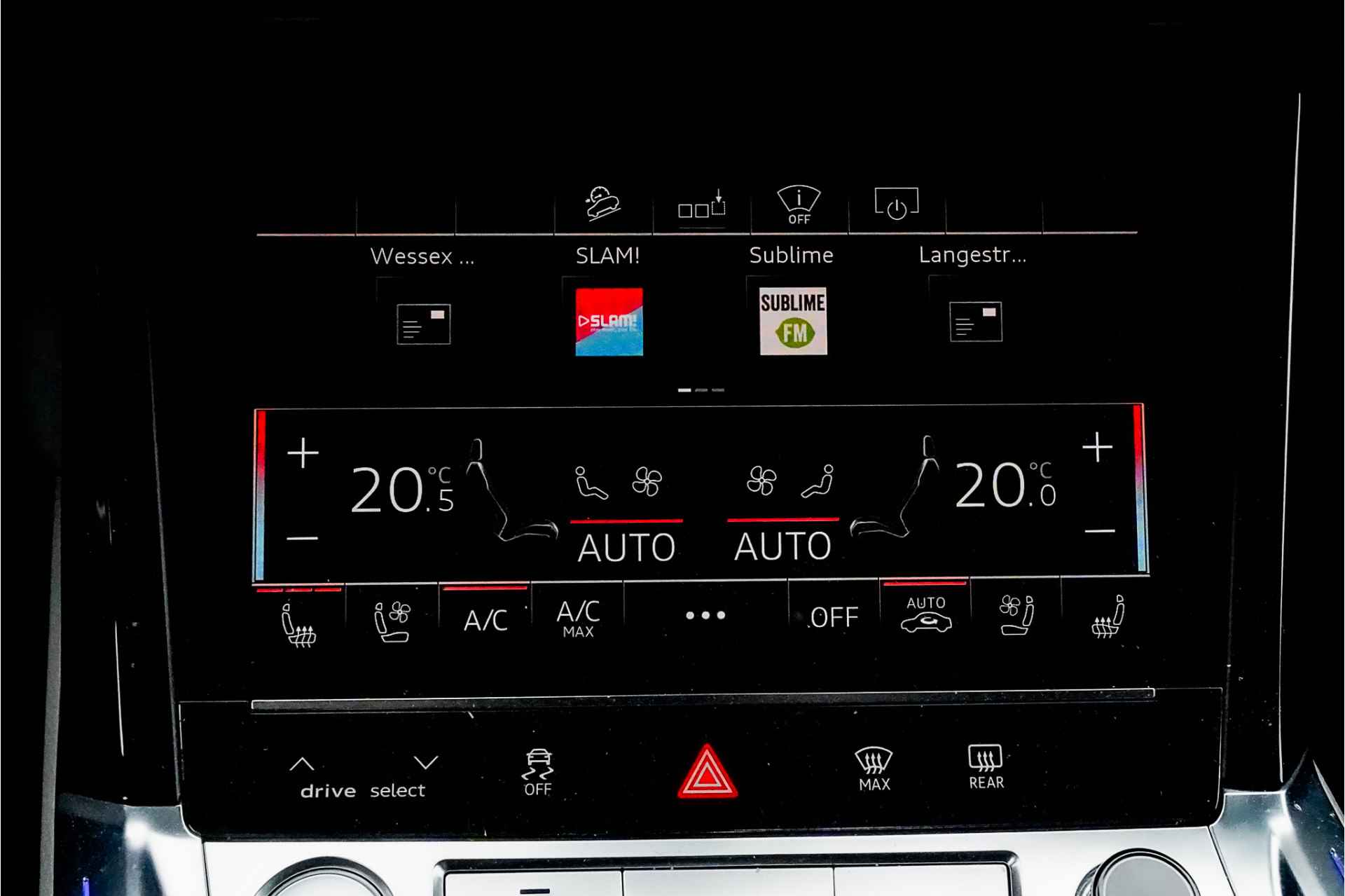 Audi e-tron e-tron 55 quattro 95 kWh | Virtual Mirrors | Bang&Olufsen - 23/38