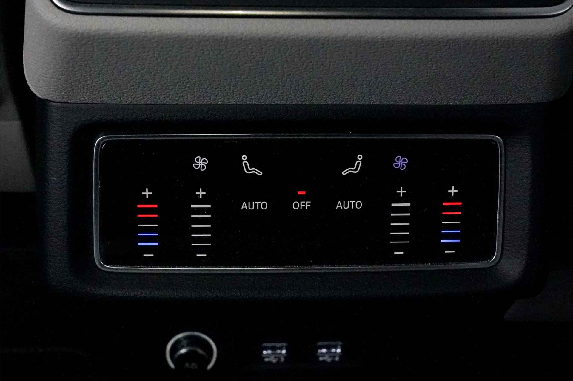 Audi e-tron e-tron 55 quattro 95 kWh | Virtual Mirrors | Bang&Olufsen - 32/38