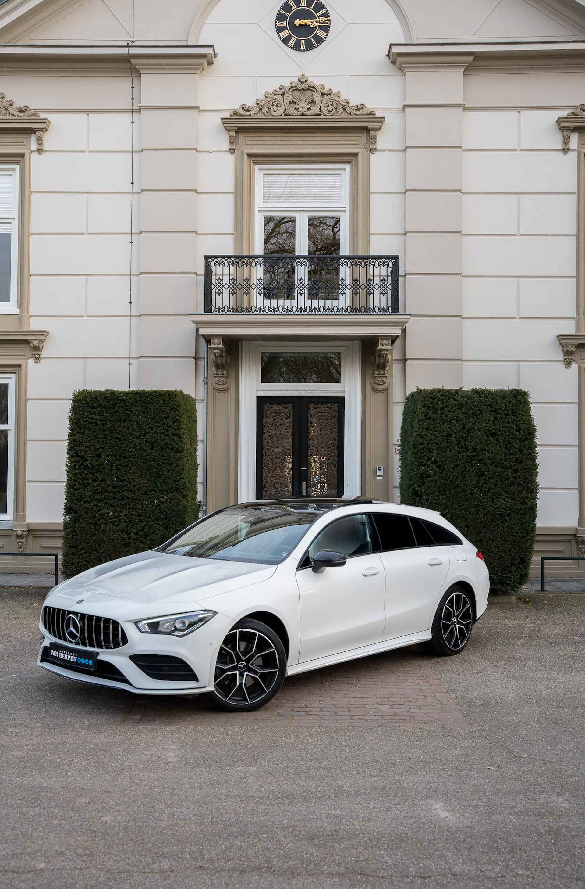 Mercedes-Benz CLA-klasse Shooting Brake 250 e AMG TTREKHAAK | PANO | AMBIENT | CAMERA | CARPLAY - 54/63