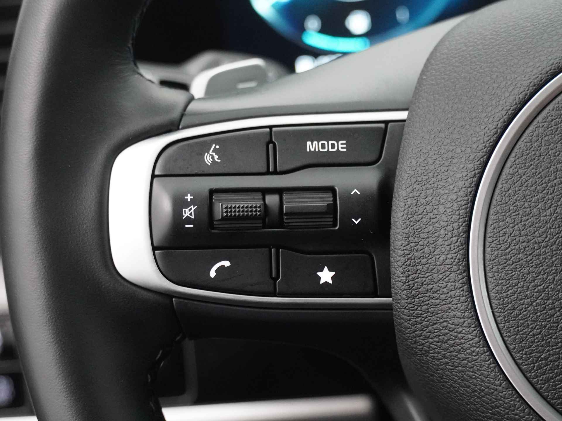 Kia Sportage 1.6 T-GDi Hybrid GT-Line - Adaptief Cruise Control - Navigatie - Climate Control - Apple/Android Carplay - Schuif/Kanteldak - Pano - Fabrieksgarantie Tot 2030 - 22/46