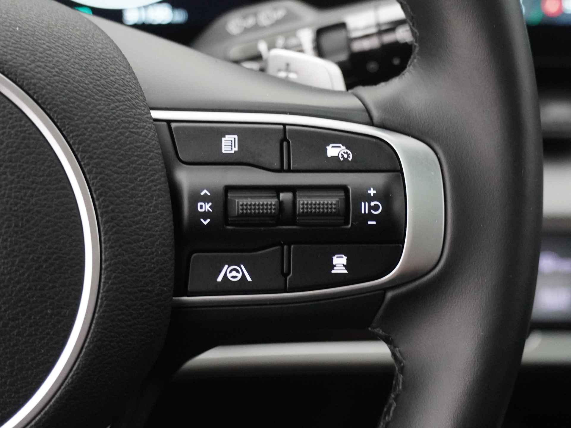 Kia Sportage 1.6 T-GDi Hybrid GT-Line - Adaptief Cruise Control - Navigatie - Climate Control - Apple/Android Carplay - Schuif/Kanteldak - Pano - Fabrieksgarantie Tot 2030 - 23/46