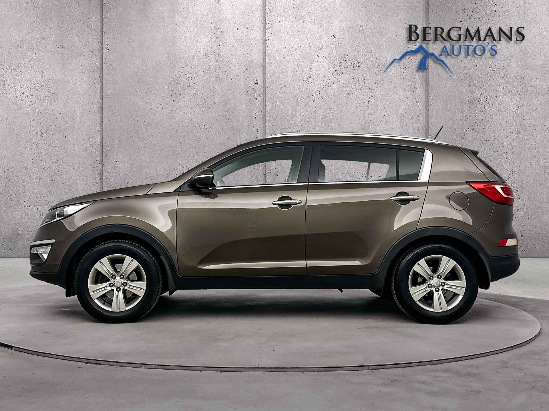 Kia Sportage 2.0 X-ecutive Plus Pack // TREKHAAK // CAMERA // LEDER // - 10/26