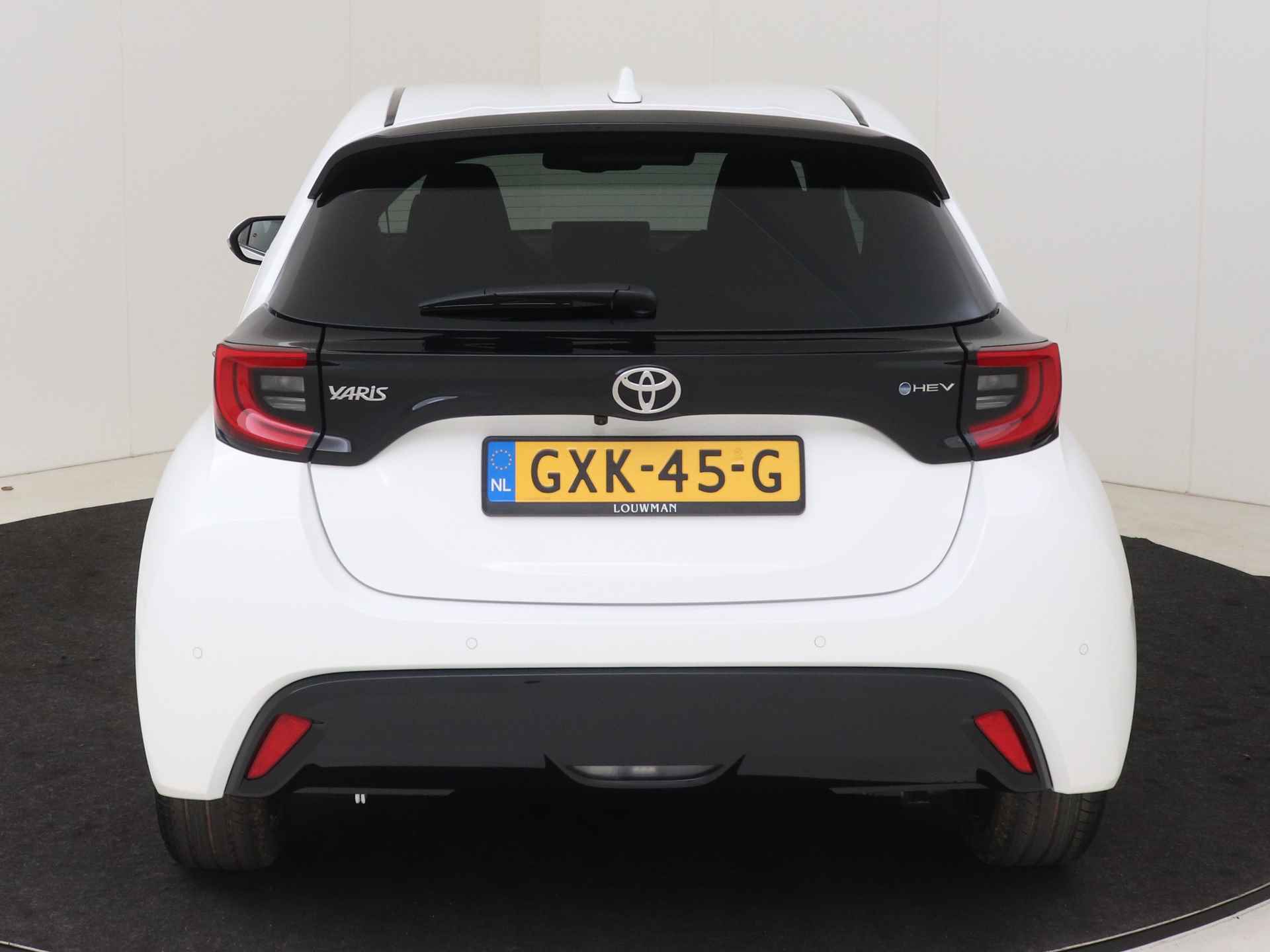 Toyota Yaris 1.5 Hybrid 130 Executive DEMO - 27/43