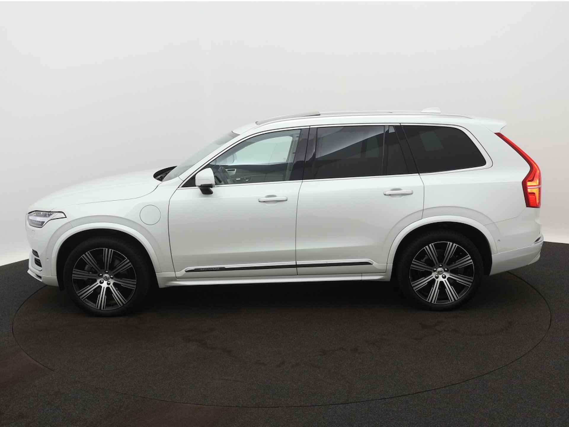 Volvo XC90 2.0 T8 AWD Ultimate Bright | Panorama dak | Stoelventilatie - 2/29