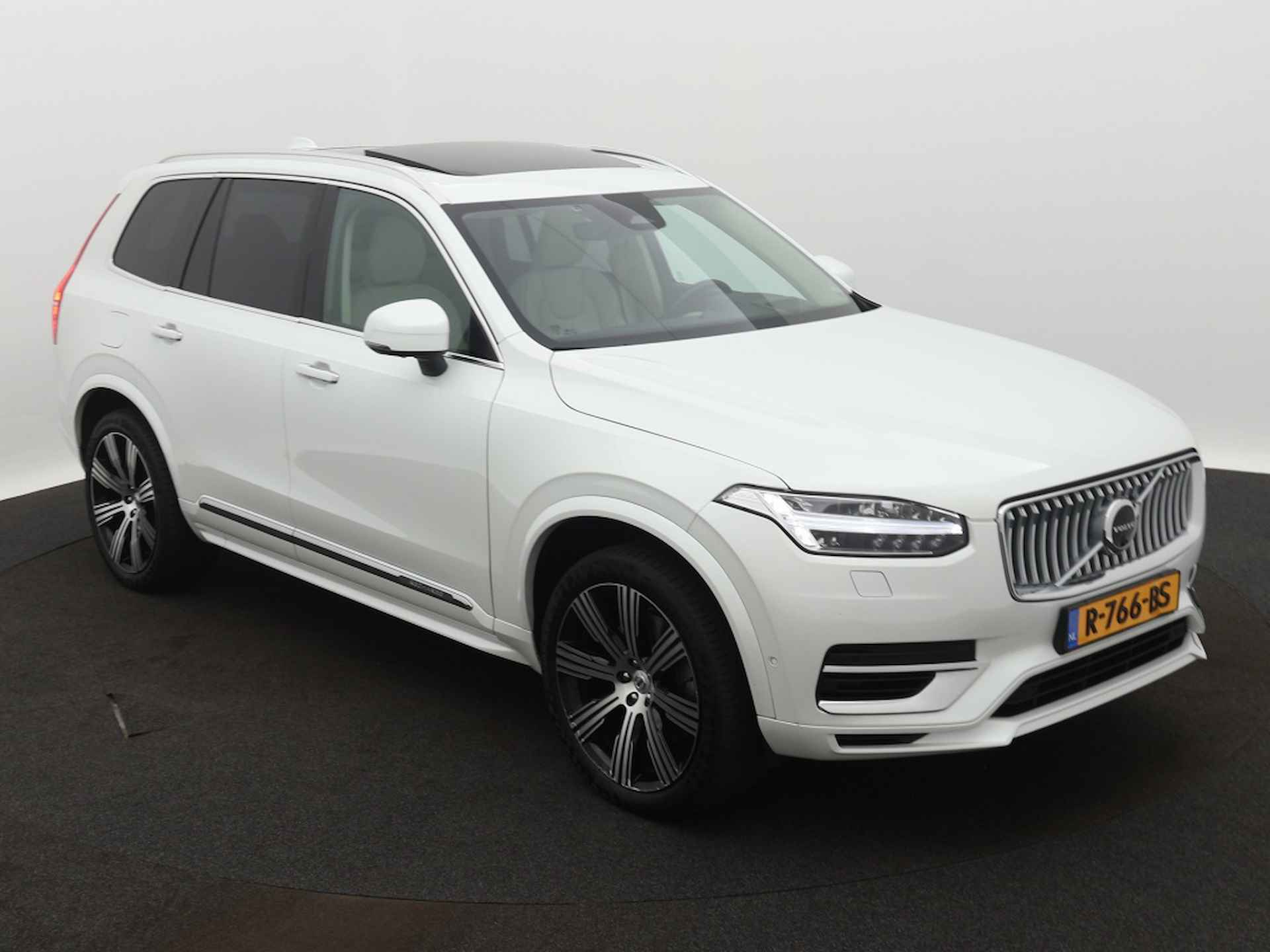 Volvo XC90 2.0 T8 AWD Ultimate Bright | Panorama dak | Stoelventilatie - 7/29