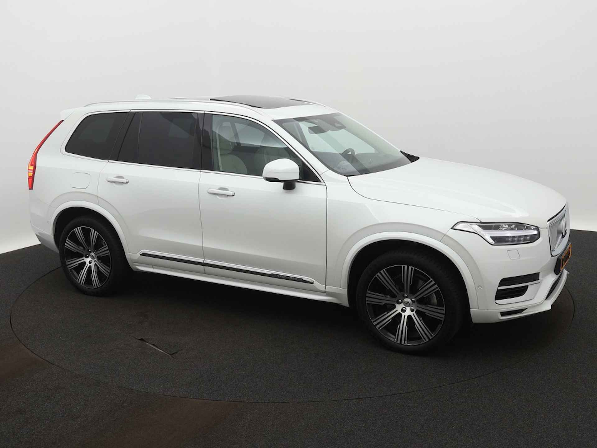 Volvo XC90 2.0 T8 AWD Ultimate Bright | Panorama dak | Stoelventilatie - 11/29