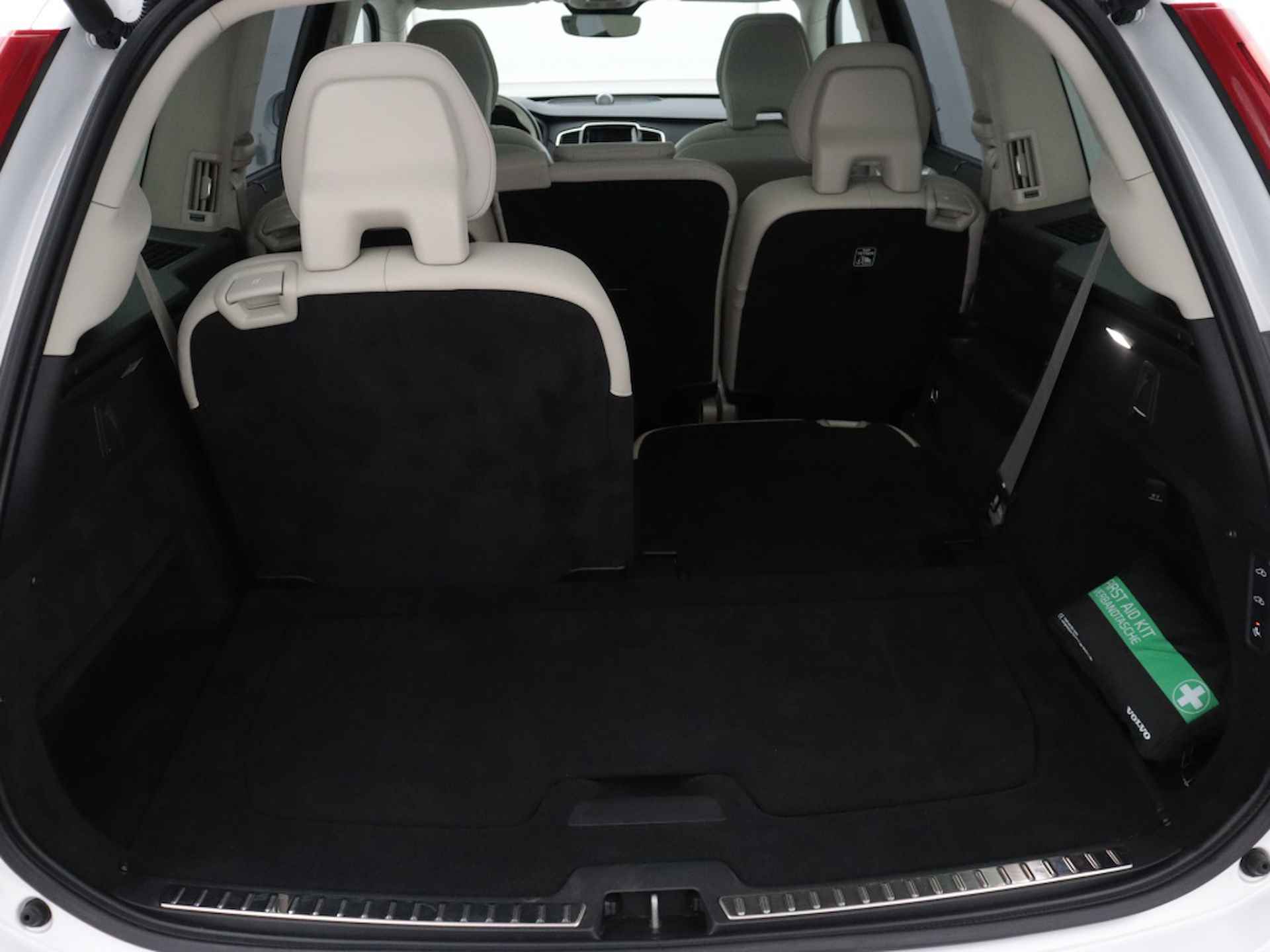 Volvo XC90 2.0 T8 AWD Ultimate Bright | Panorama dak | Stoelventilatie - 14/29