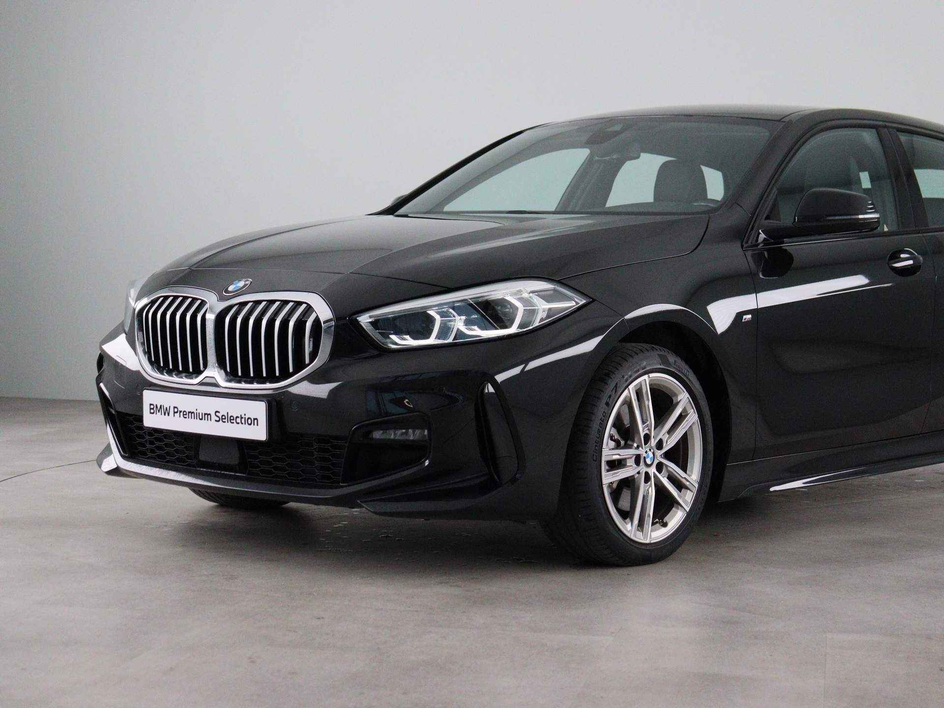 BMW 1-serie 118i M-Sport Aut. - 20/22