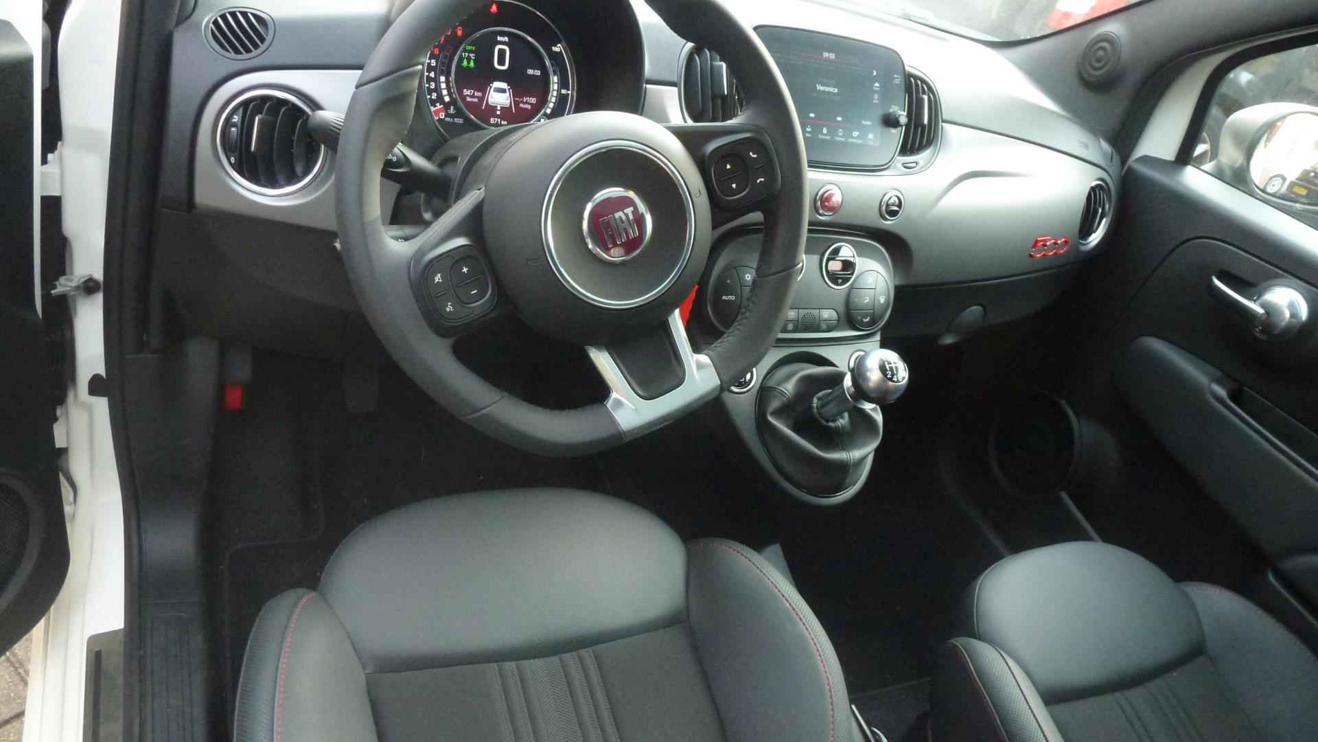 Fiat 500 1.0 Hybrid Sport // PANORAMA / SPORTUITVOERING / BLUETOOTH / CRUISE CONTROL - 9/16