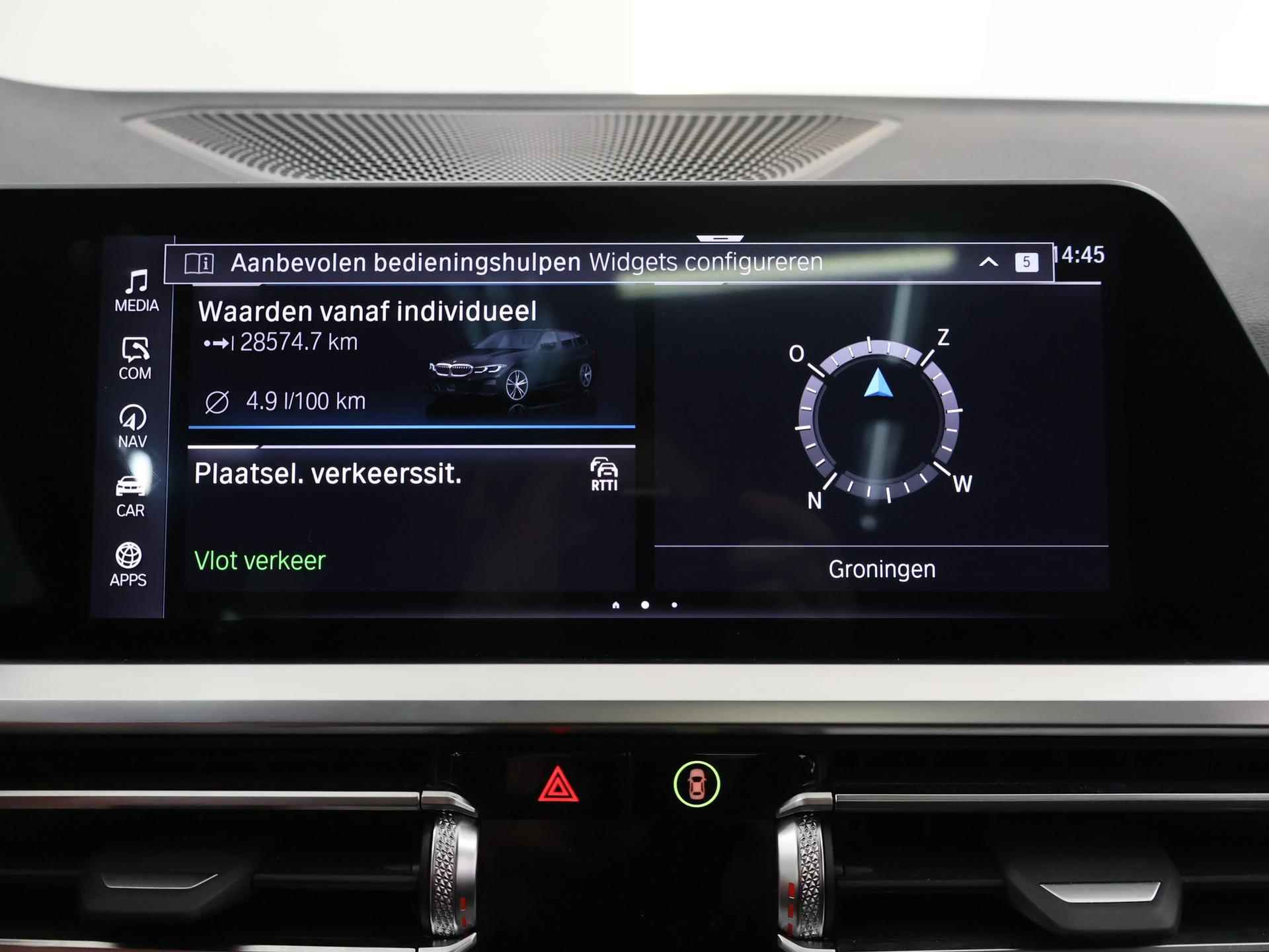 BMW 3-serie Touring 330e High Executive | M-Sport | LED | Panoramadak | ShadowLine | Sportstoelen | Standkachel | HUD | Ele. verstelbare stoelen + Geheugen | Camera | Apple CarPlay/Android Auto | Stoelverwarming | Adaptief Onderstel | - 22/44