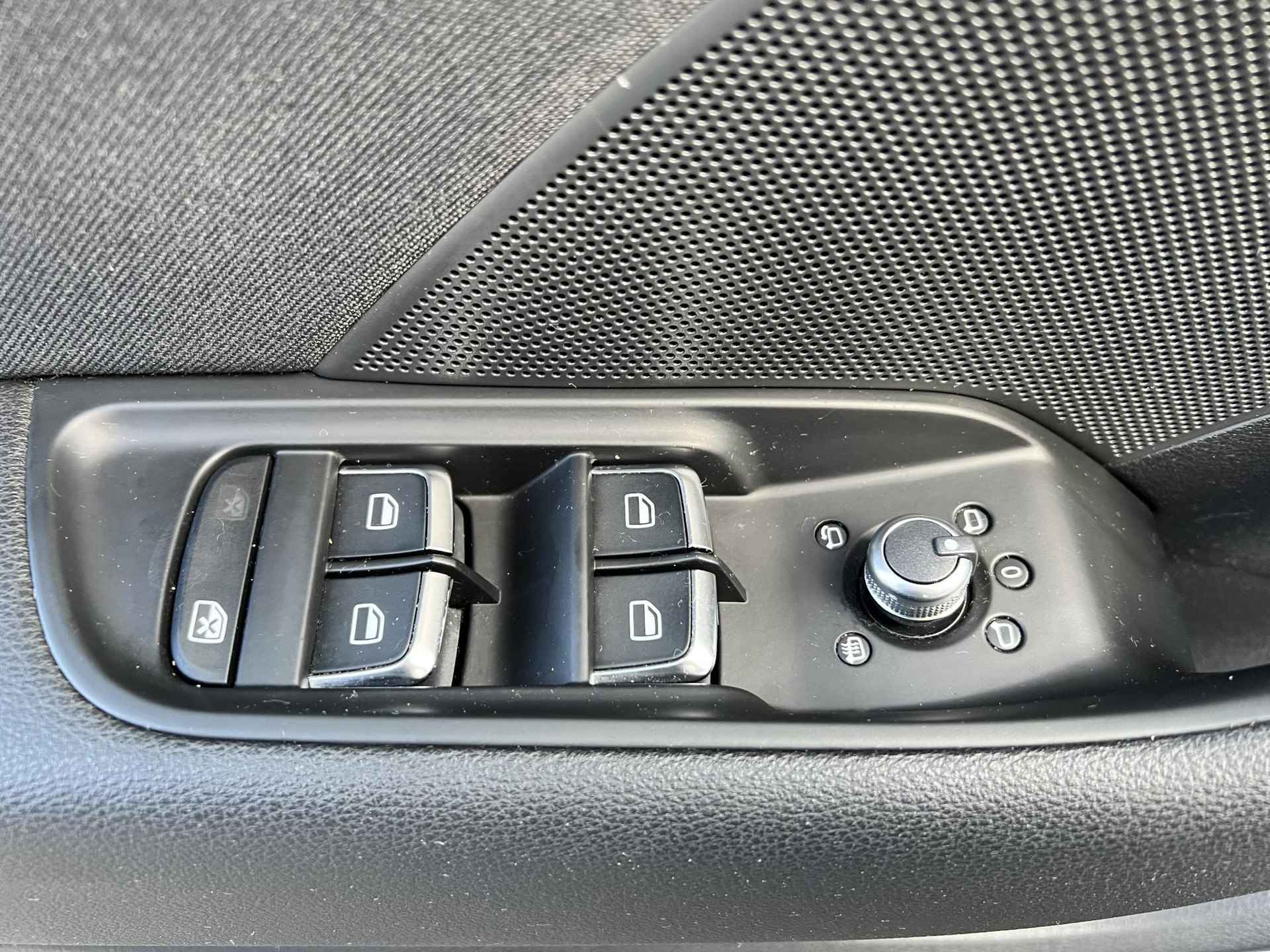 Audi A3 Sportback 1.8 TFSI Ambition B & O, Standkachel, Stoelverwarming, Cruise Control, Apple Carplay, MMI+, Sportstoelen, 18"LM,F1 Flippers, Dual Climate Control, Led, Bluetooth, Afgevlakt stuur (MET GARANTIE*) - 24/38