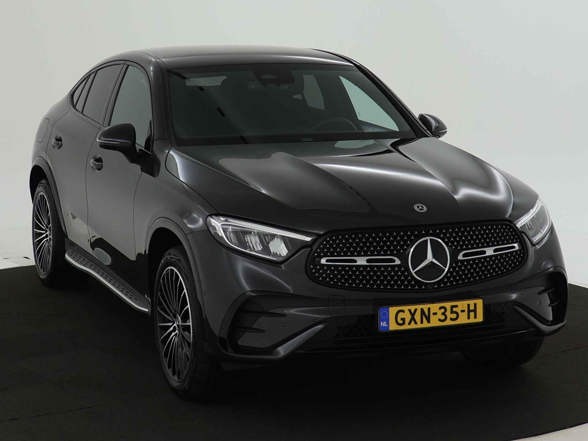 Mercedes-Benz GLC Coupé 300 e 4M AMG Plug-In Hybride | AMG Styling | Night Pakket | Trekhaak | Stoel en Stuurwiel verwarming | Memory voorstoelen | Inclusief 24 maanden MB Certified garantie voor Europa. - 29/46