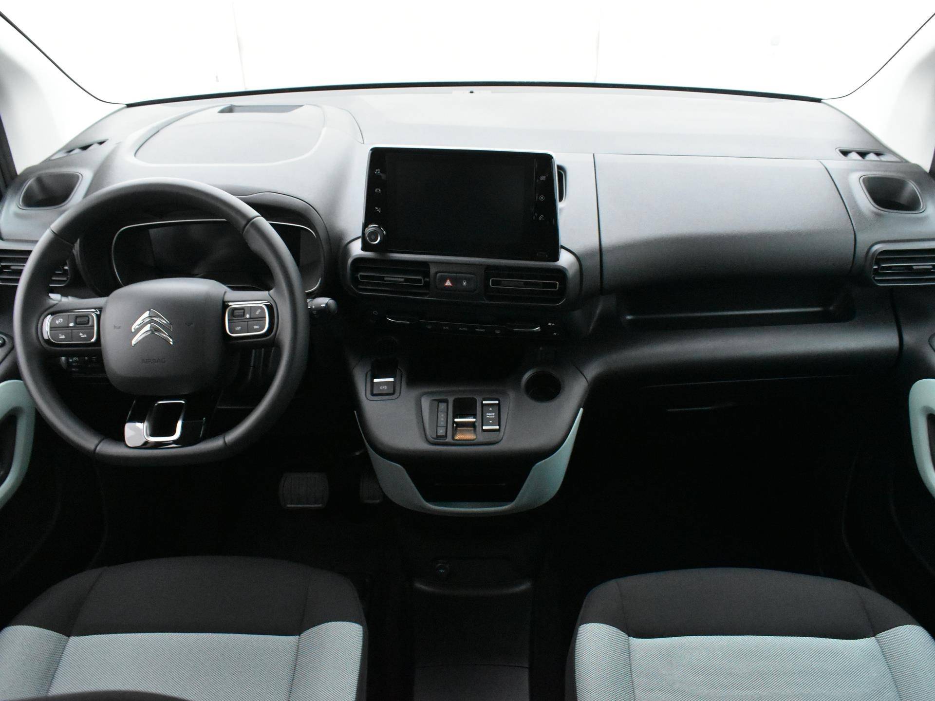 Citroën Berlingo EV 50 kWh Shine Automaat | Navigatie | Parkeercamera - 12/38