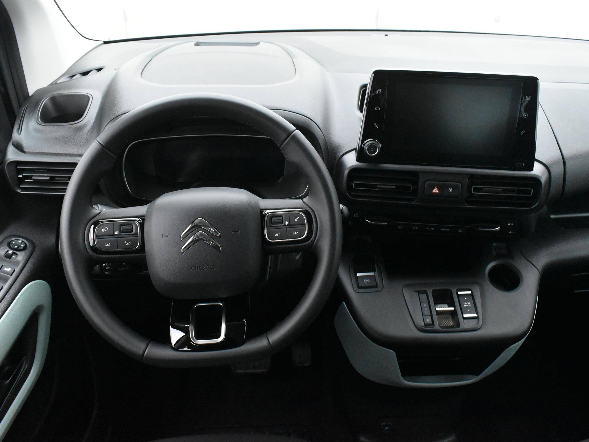 Citroën Berlingo EV 50 kWh Shine Automaat | Navigatie | Parkeercamera - 13/38