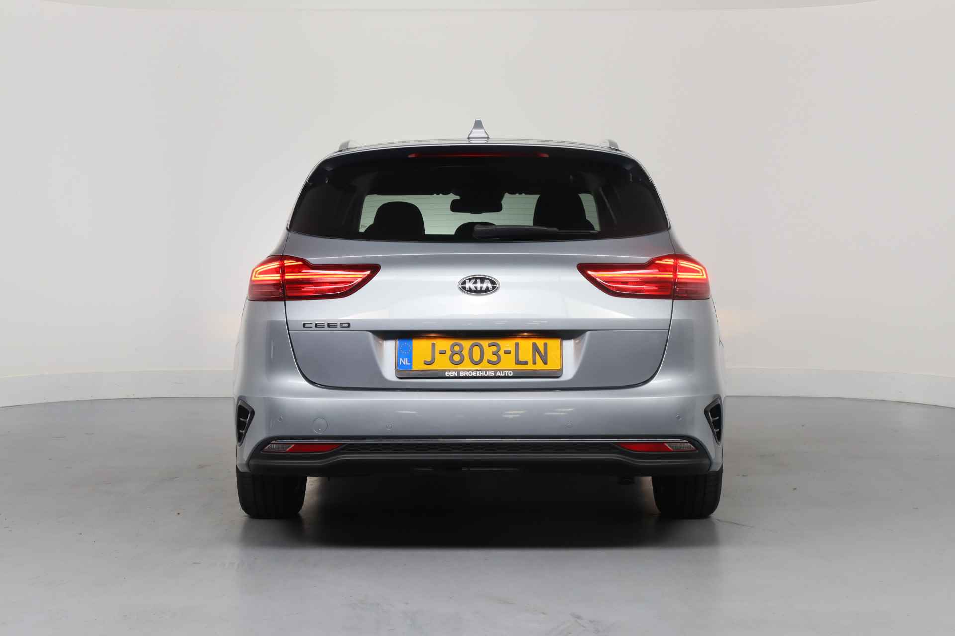 Kia Ceed Sportswagon 1.4 T-GDi DynamicPlusLine | Dealer Onderhouden! | 1e Eigenaar! | Camera | Navi | Clima | Stoel/Stuur Verwarming | Cruise | Keyle - 4/38