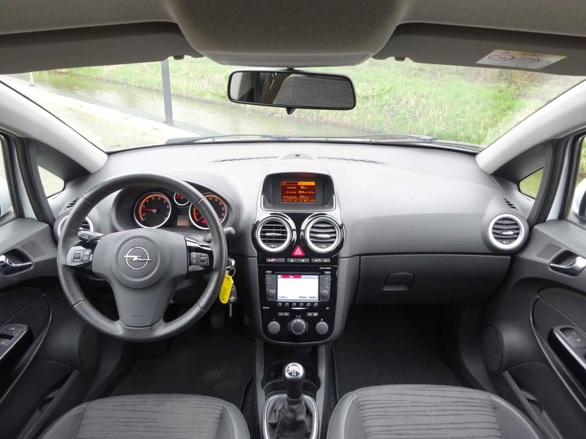 Opel Corsa 1.4 100 pk BlitZ+ |STOEL- EN STUURVERWARMING|NAVIGATIE|BLUETOOTH|PARKEERSENSOREN|ISOFIX|AUDIO STREAMING| - 16/43