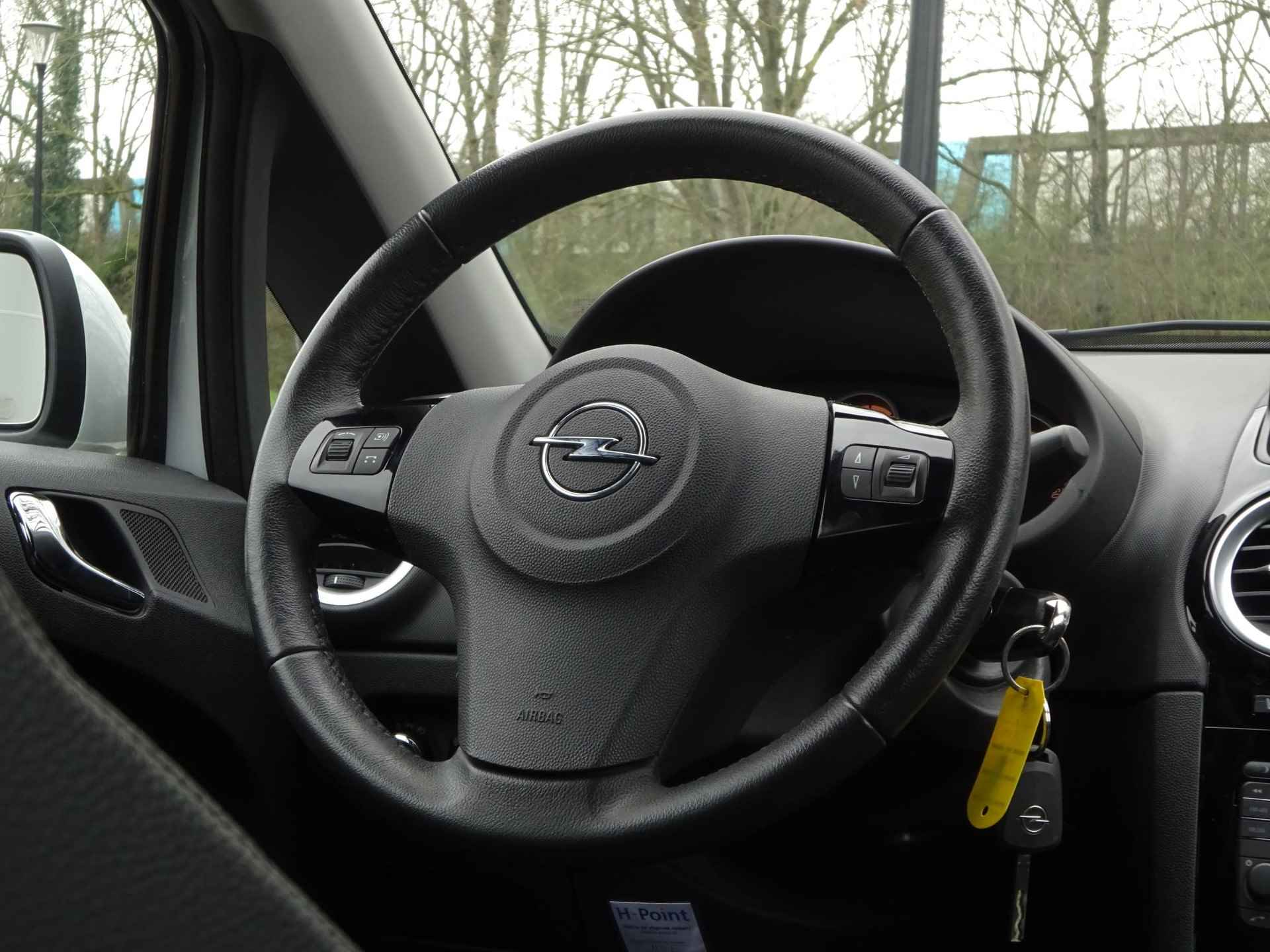 Opel Corsa 1.4 100 pk BlitZ+ |STOEL- EN STUURVERWARMING|NAVIGATIE|BLUETOOTH|PARKEERSENSOREN|ISOFIX|AUDIO STREAMING| - 20/43