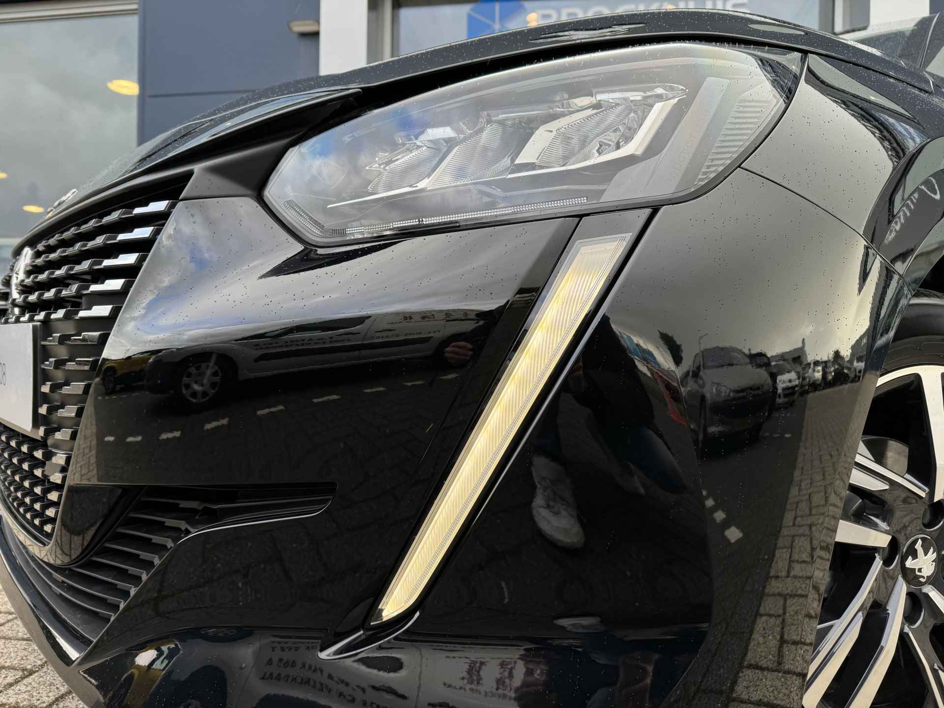 Peugeot 208 1.2 PureTech STYLE | €3729,- KORTING | Navi | Camera + Sensoren achter | Carplay - 5/33