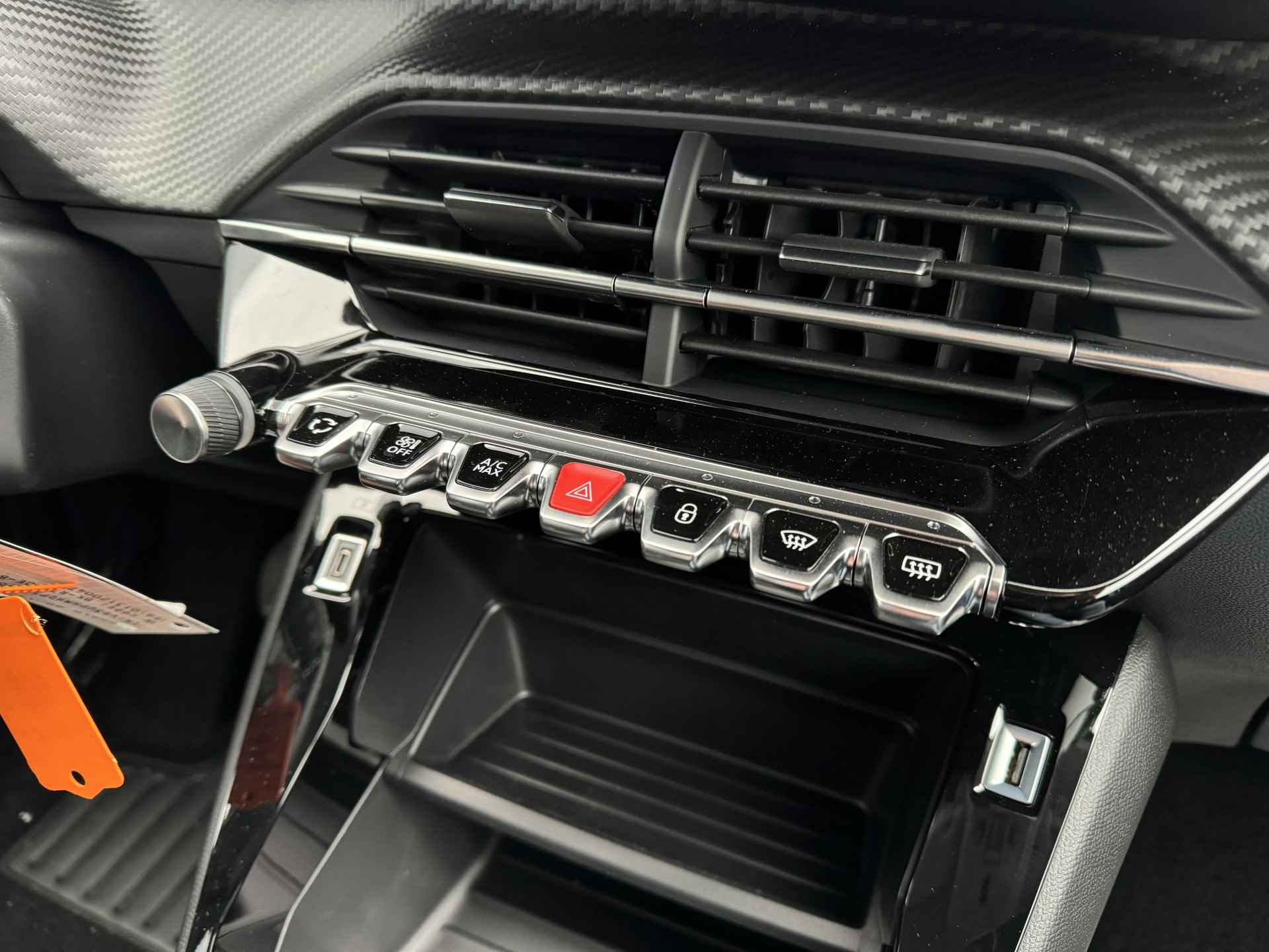 Peugeot 208 1.2 PureTech STYLE | €3729,- KORTING | Navi | Camera + Sensoren achter | Carplay - 21/33