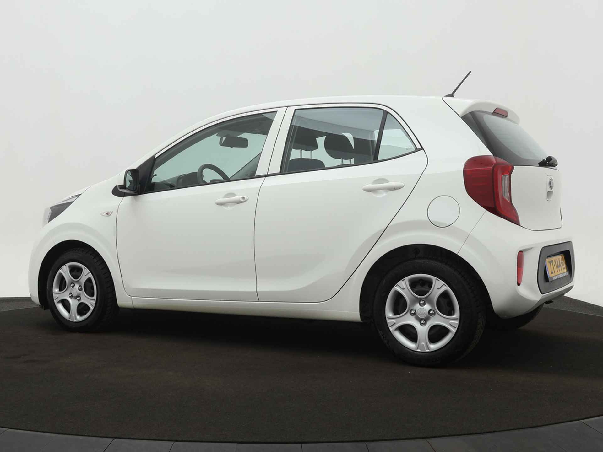 Kia Picanto 1.0 MPi ComfortLine - Airco - Centrale deurvergrendeling - All seasons - Fabrieksgarantie tot 30-09-2026 - 5/49