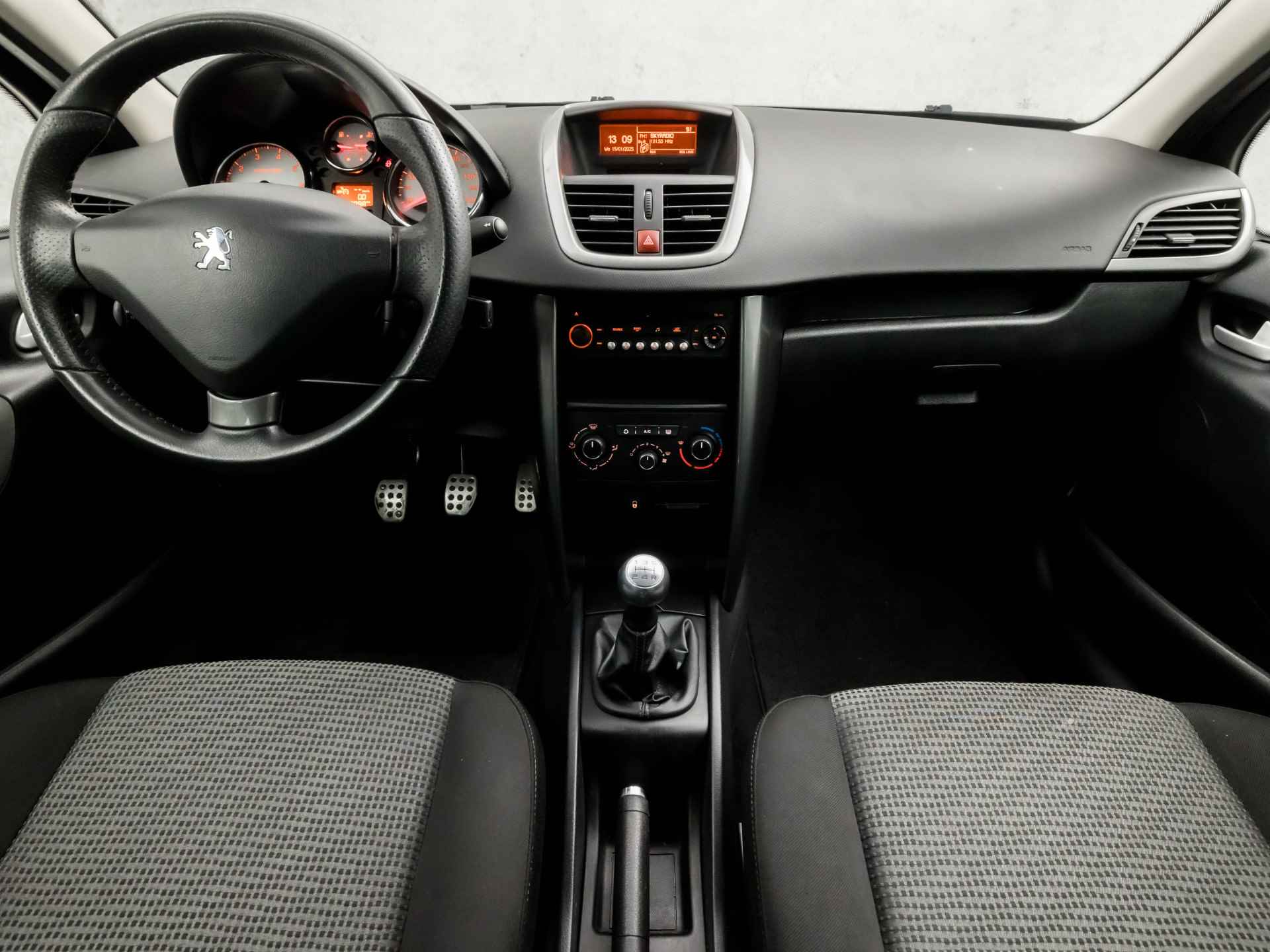 Peugeot 207 SW 1.6 VTi Sportium (RADIO, AIRCO, CRUISE, SPORTSTOELEN, ELEK PAKKET, GETINT GLAS, LM VELGEN, PARKEERSENSOREN, NIEUWE APK, NIEUWSTAAT) - 6/28