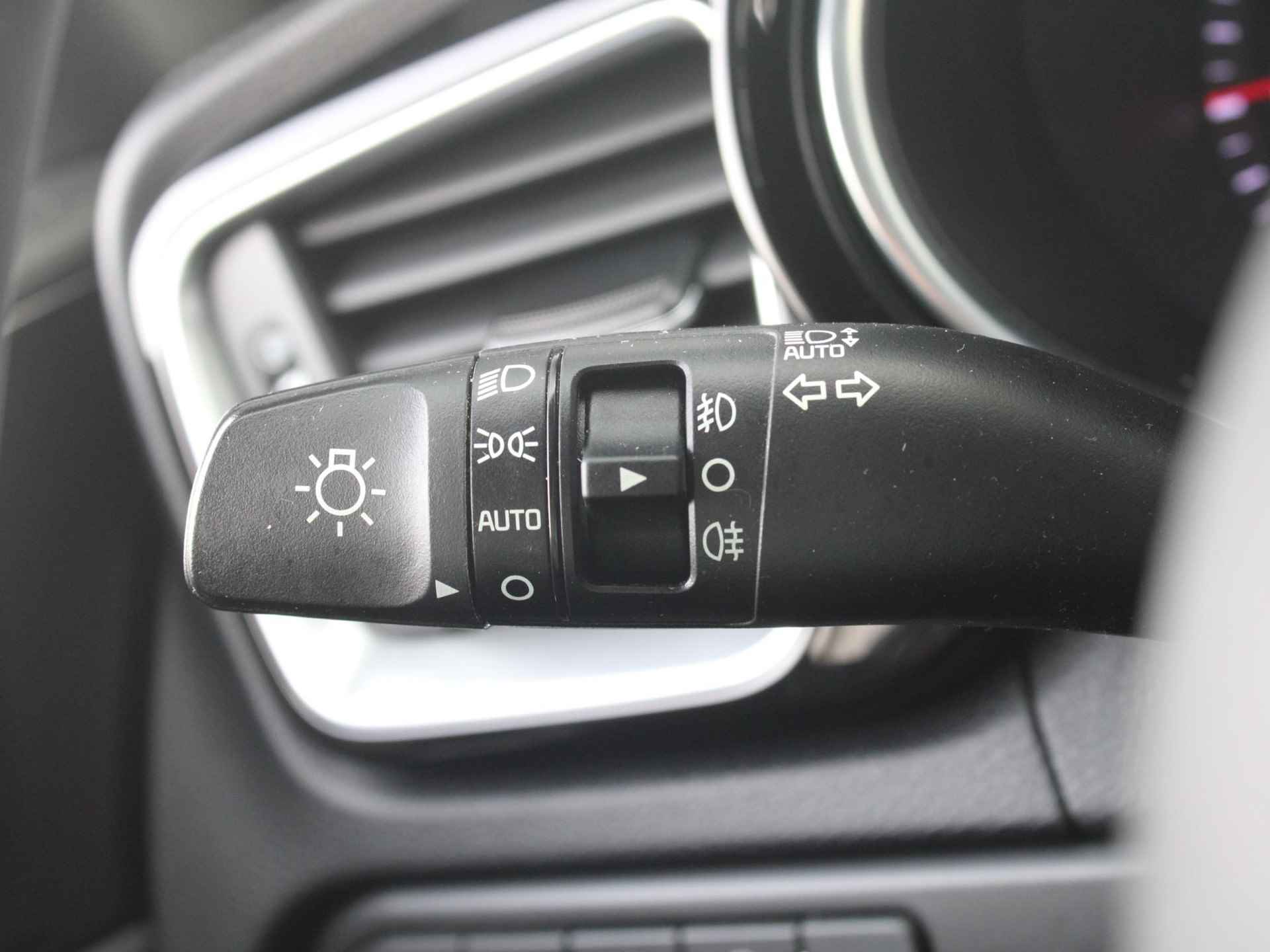Kia XCeed 1.0 T-GDi DynamicPlusLine | Navi | Camera | Clima | Cruise | LED | CarPlay | Stoel-/stuurverwarming | Keyless | 18'' - 12/37