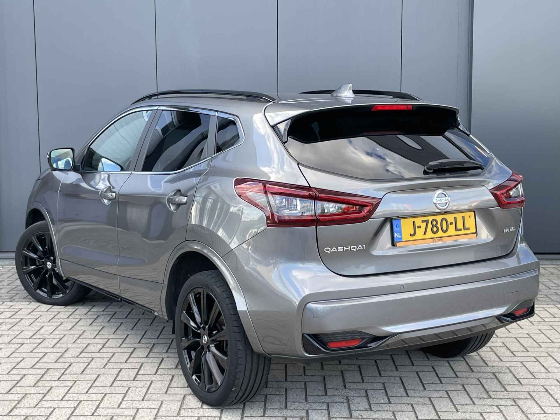 Nissan Qashqai 1.3 DIG-T 140 N-Tec | El. verst. bestuurdersstoel | Panoramadak | 19-Inch | Navigatie | Leder/Alcantara | 360º Camera | Full LED - 11/49