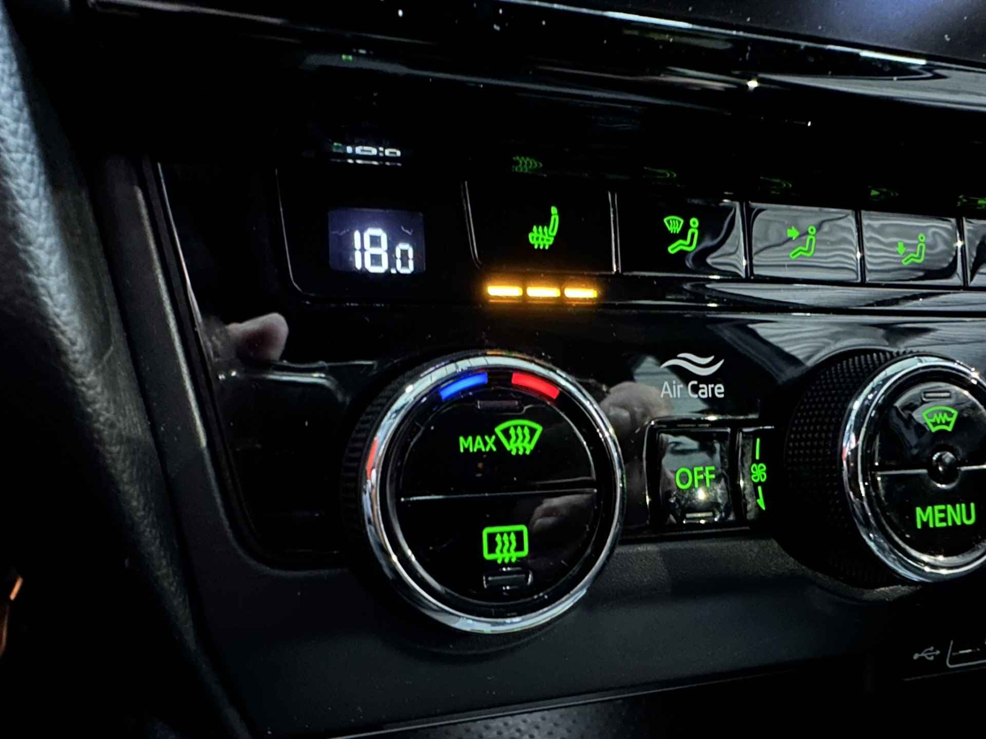 Škoda Octavia Combi 1.5 TSI Greentech Business Edition Virtual | LED | Adaptive cruise | Panorama | Navigatie | Apple Carplay Android Auto | Isofix | NAP | - 23/39