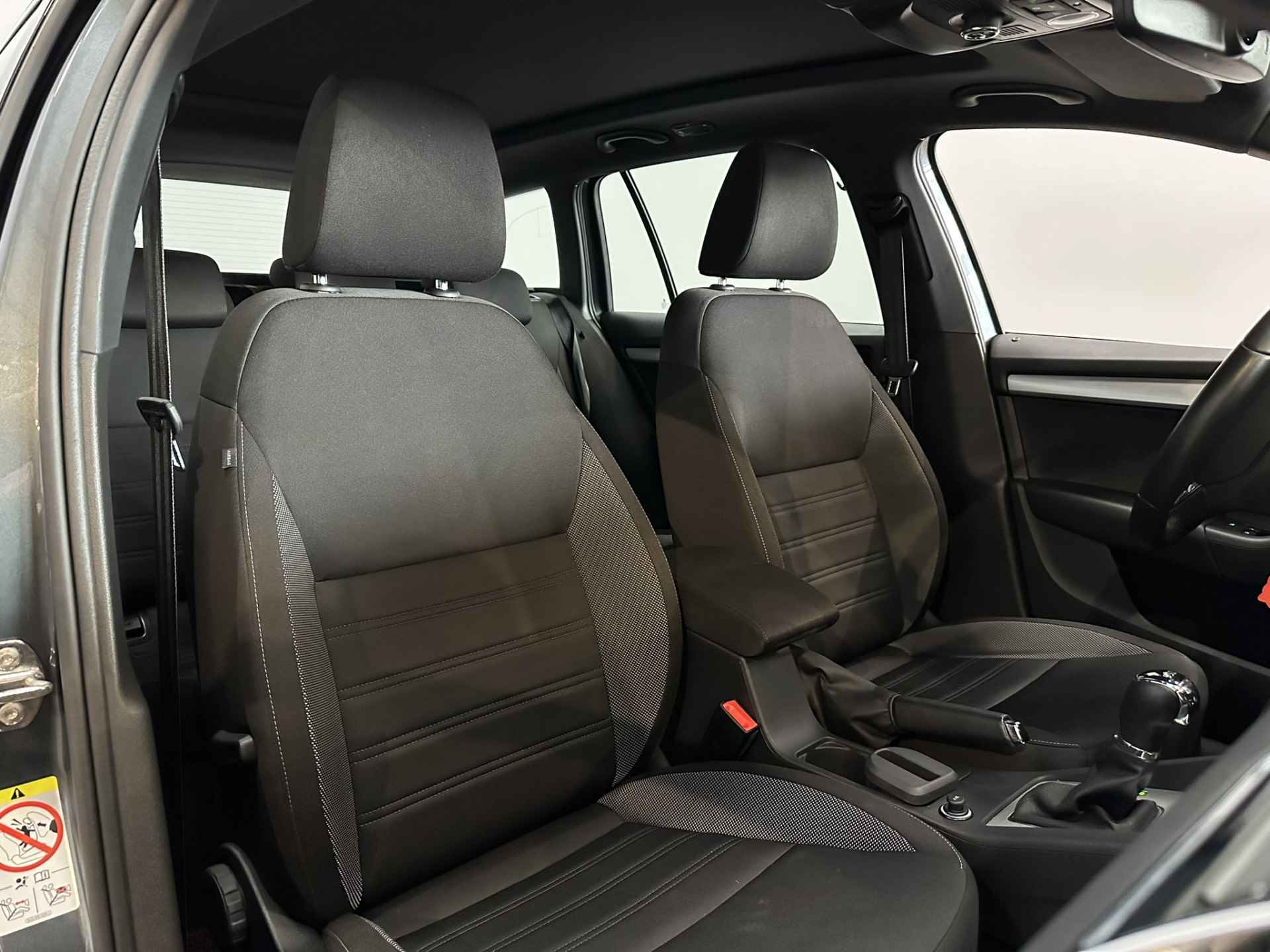 Škoda Octavia Combi 1.5 TSI Greentech Business Edition Virtual | LED | Adaptive cruise | Panorama | Navigatie | Apple Carplay Android Auto | Isofix | NAP | - 25/39