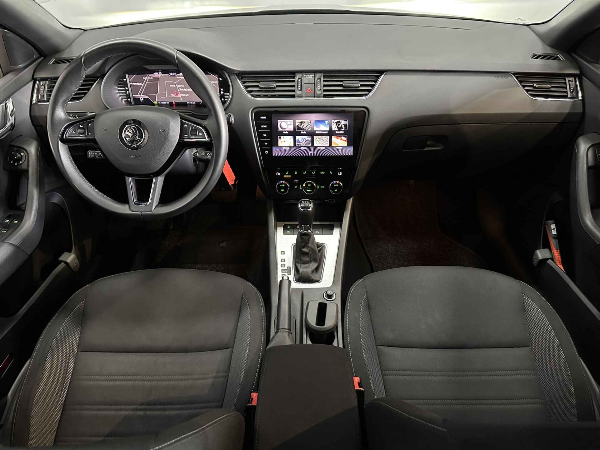Škoda Octavia Combi 1.5 TSI Greentech Business Edition Virtual | LED | Adaptive cruise | Panorama | Navigatie | Apple Carplay Android Auto | Isofix | NAP | - 29/39