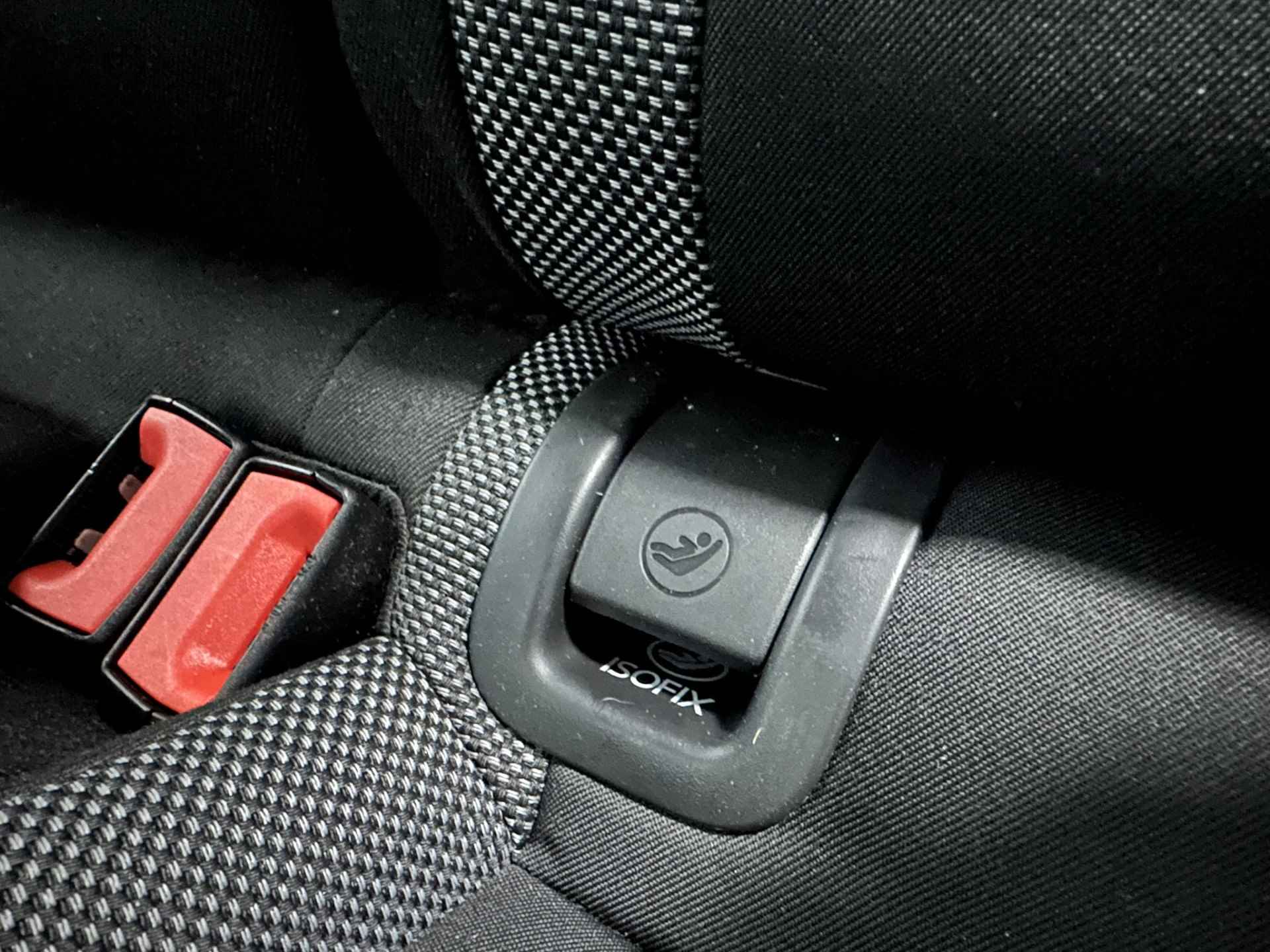 Škoda Octavia Combi 1.5 TSI Greentech Business Edition Virtual | LED | Adaptive cruise | Panorama | Navigatie | Apple Carplay Android Auto | Isofix | NAP | - 32/39
