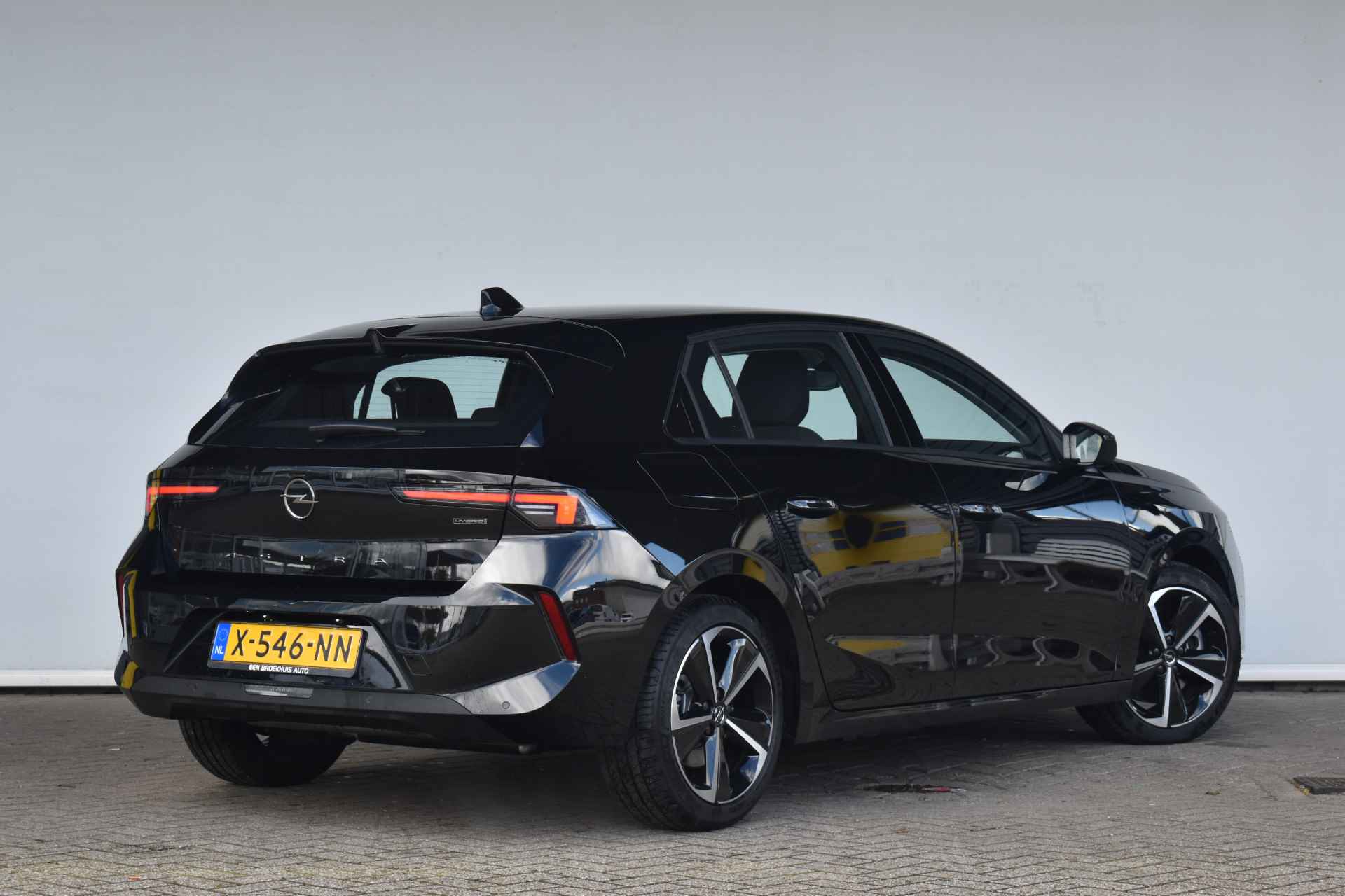 Opel Astra 1.6 Hybrid Level 2 - 7/34