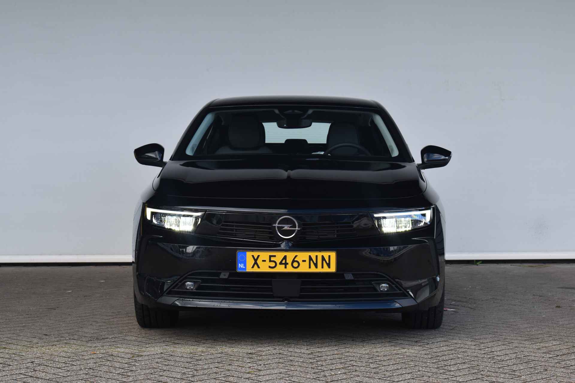 Opel Astra 1.6 Hybrid Level 2 - 10/34