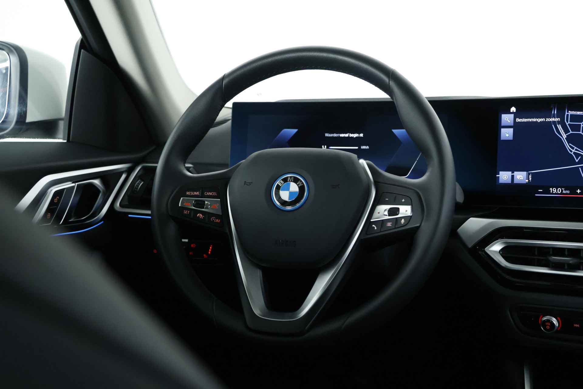 BMW i4 eDrive35 70 kWh / LED / Navi / Carplay / Cam / ACC - 17/36