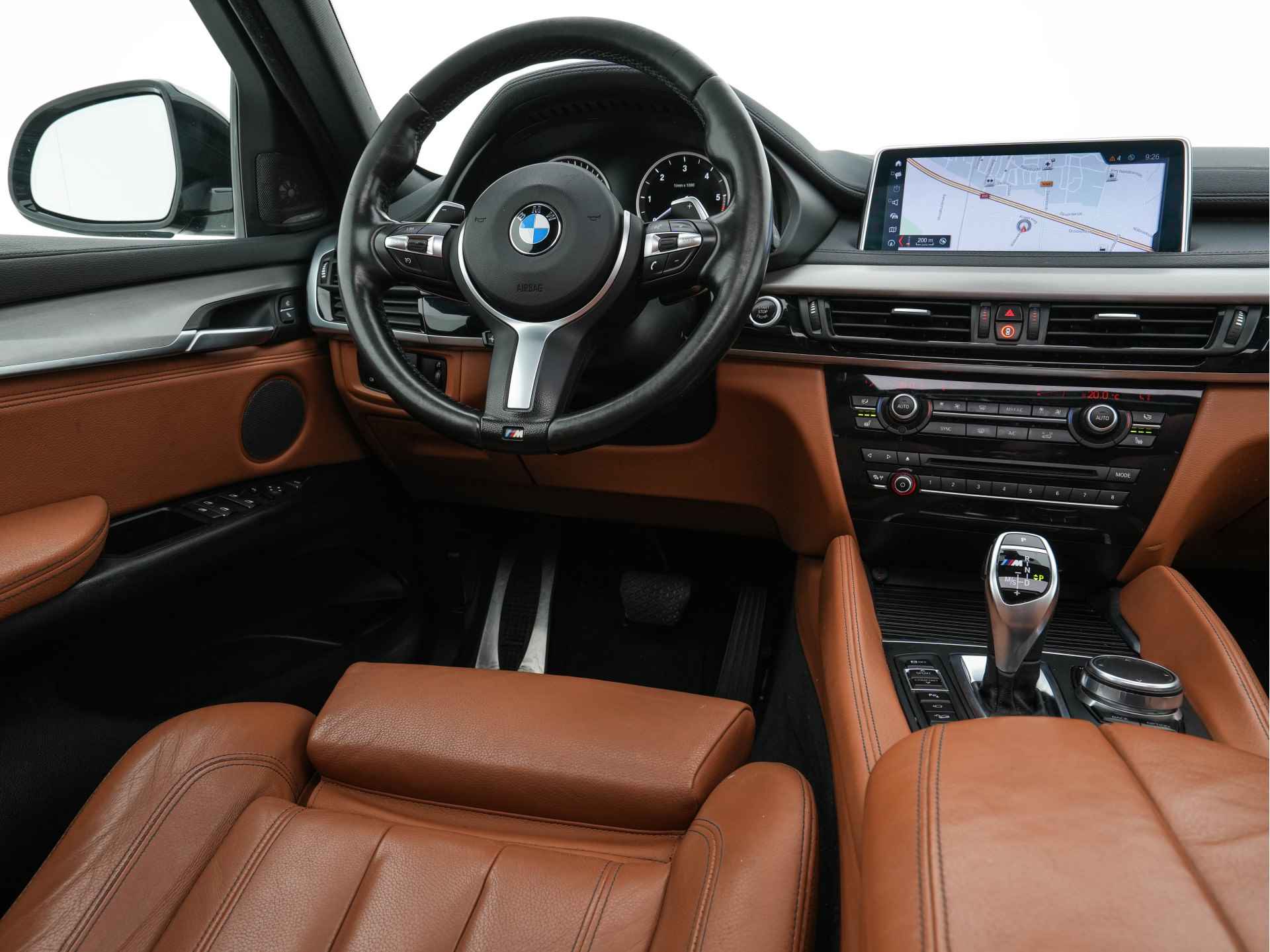 BMW X6 M50d M-Sport-Pack Innovation-Pack Aut. *PANO | HEAD-UP | DAKOTA-FULL-LEATHER | FULL-LED | HARMAN/KARDON-SURROUND | MEMORY-PACK | SURROUND-VIEW | NAVI-FULLMAP | SHIFT-PADDLES | ECC | PDC | CRUISE | SPORT-SEATS | 20''ALU* - 7/44