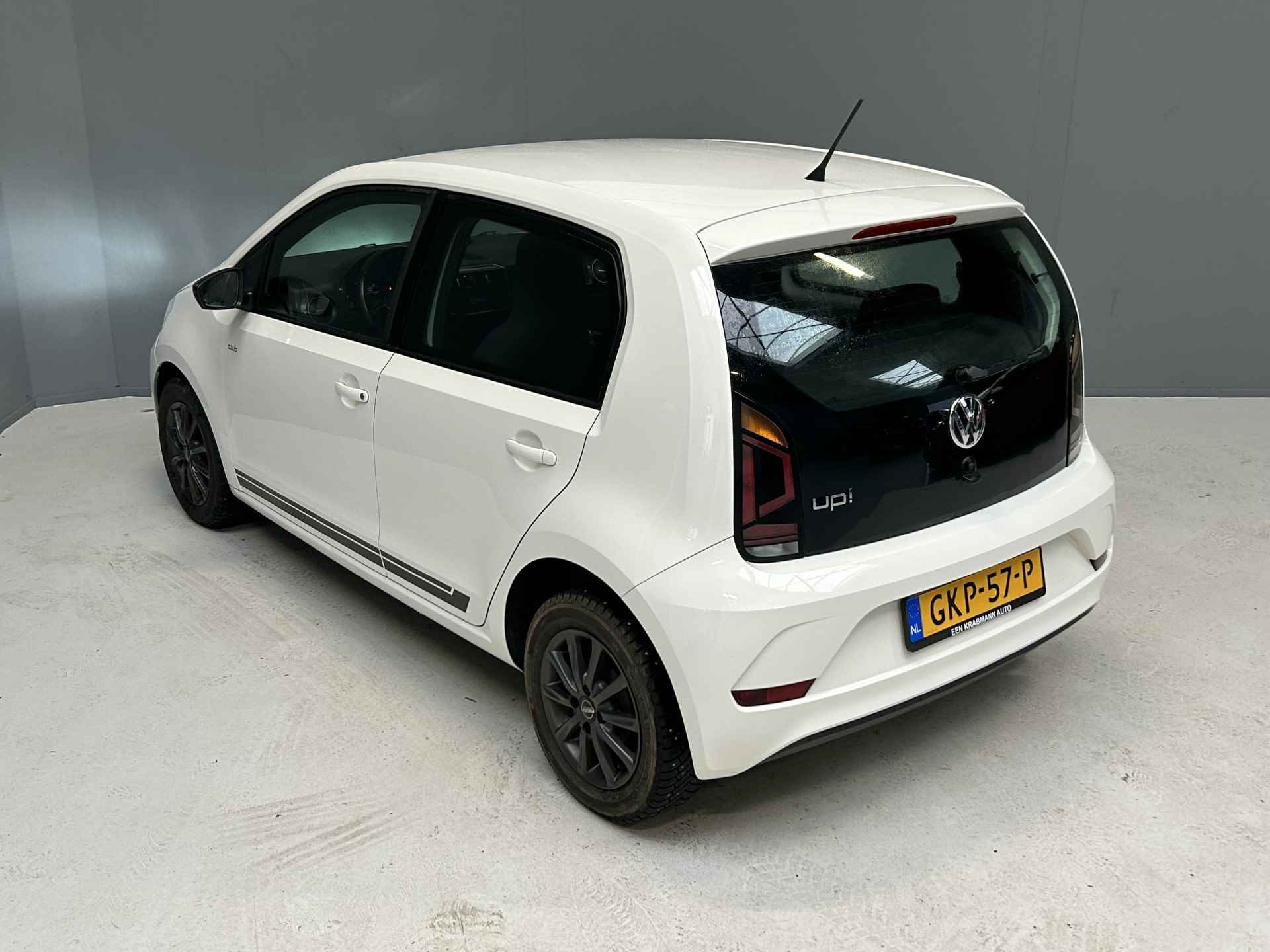 Volkswagen up! 1.0 high up! Rijklaar|Airco|Stoelverwarming|ZwartHemel - 14/25