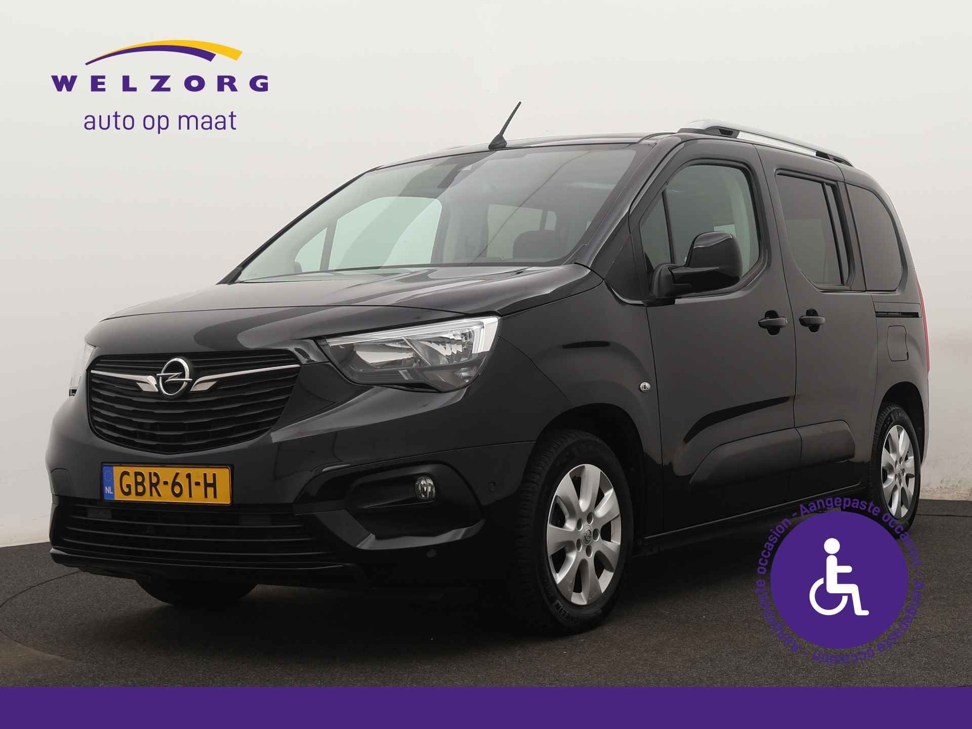 Opel Combo Tour 1.2 Turbo L1H1 Edition Ingepland voor nieuwe bodemverlaging t.b.v. rolstoelvervoer (Prijs incl. bodemverlaging) - 1/40