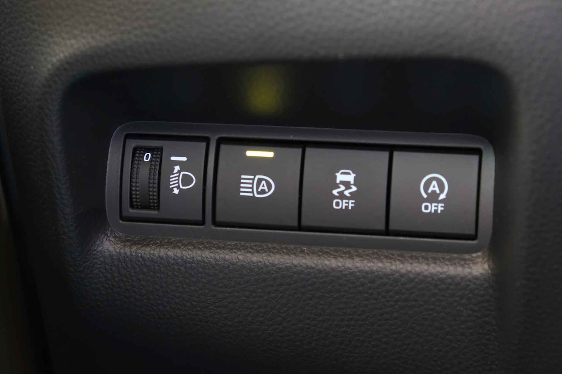 Toyota Aygo X 1.0 VVT-i S-CVT Premium Automaat | Draadloos Apple CarPlay / And - 15/40