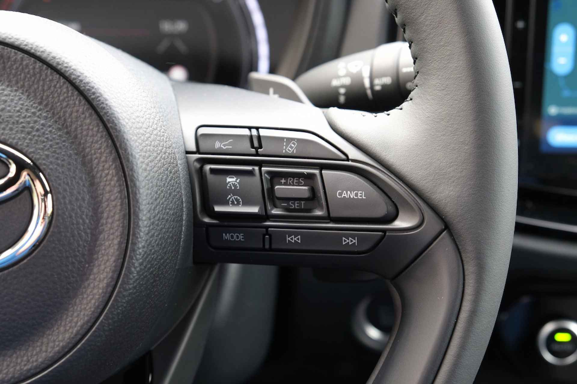 Toyota Aygo X 1.0 VVT-i S-CVT Premium Automaat | Draadloos Apple CarPlay / And - 19/40